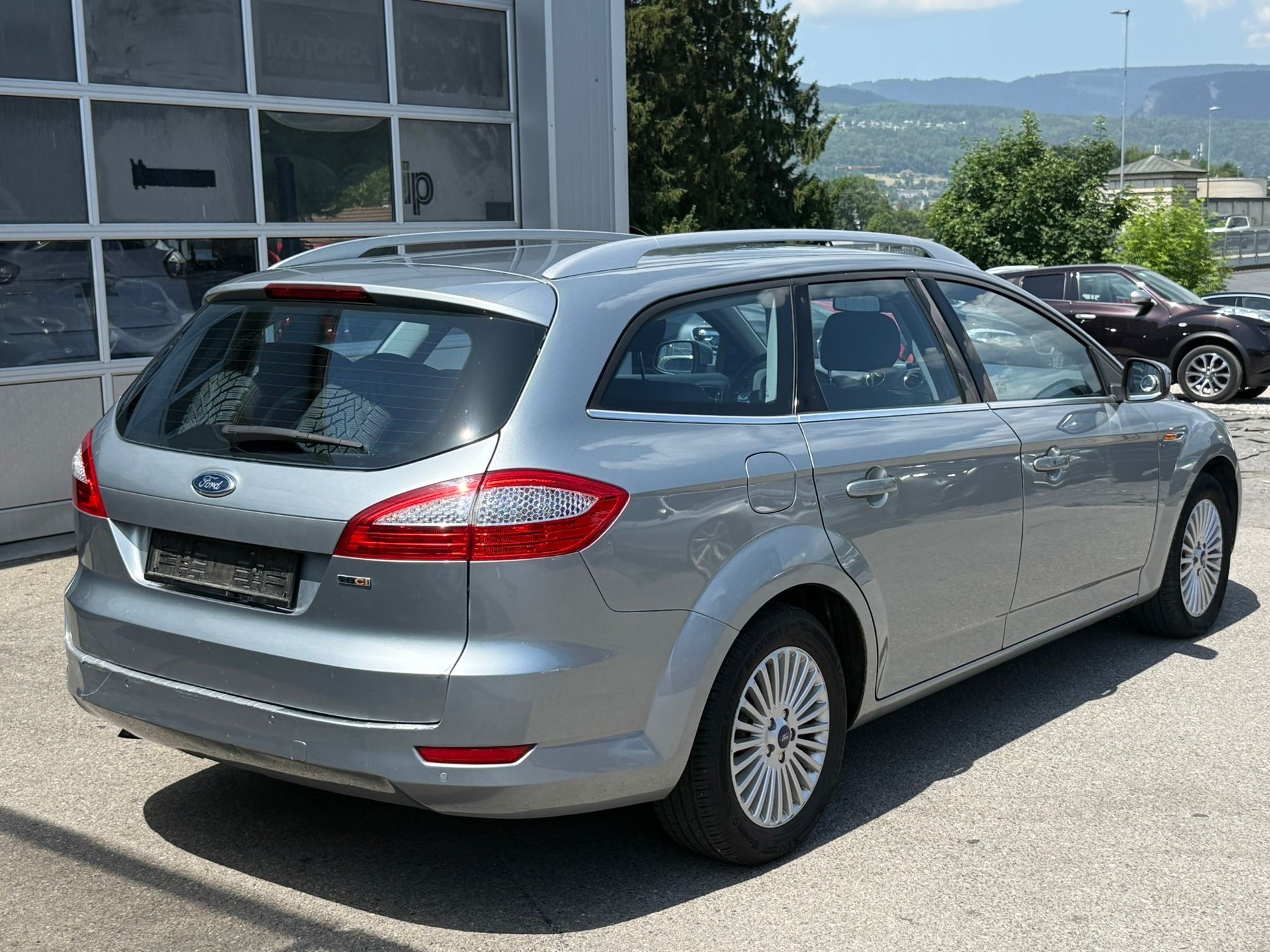 FORD Mondeo 2.0 TDCi 16V Carving Automatic / Anhängerkupplung 2'000kg-showroom-element-3