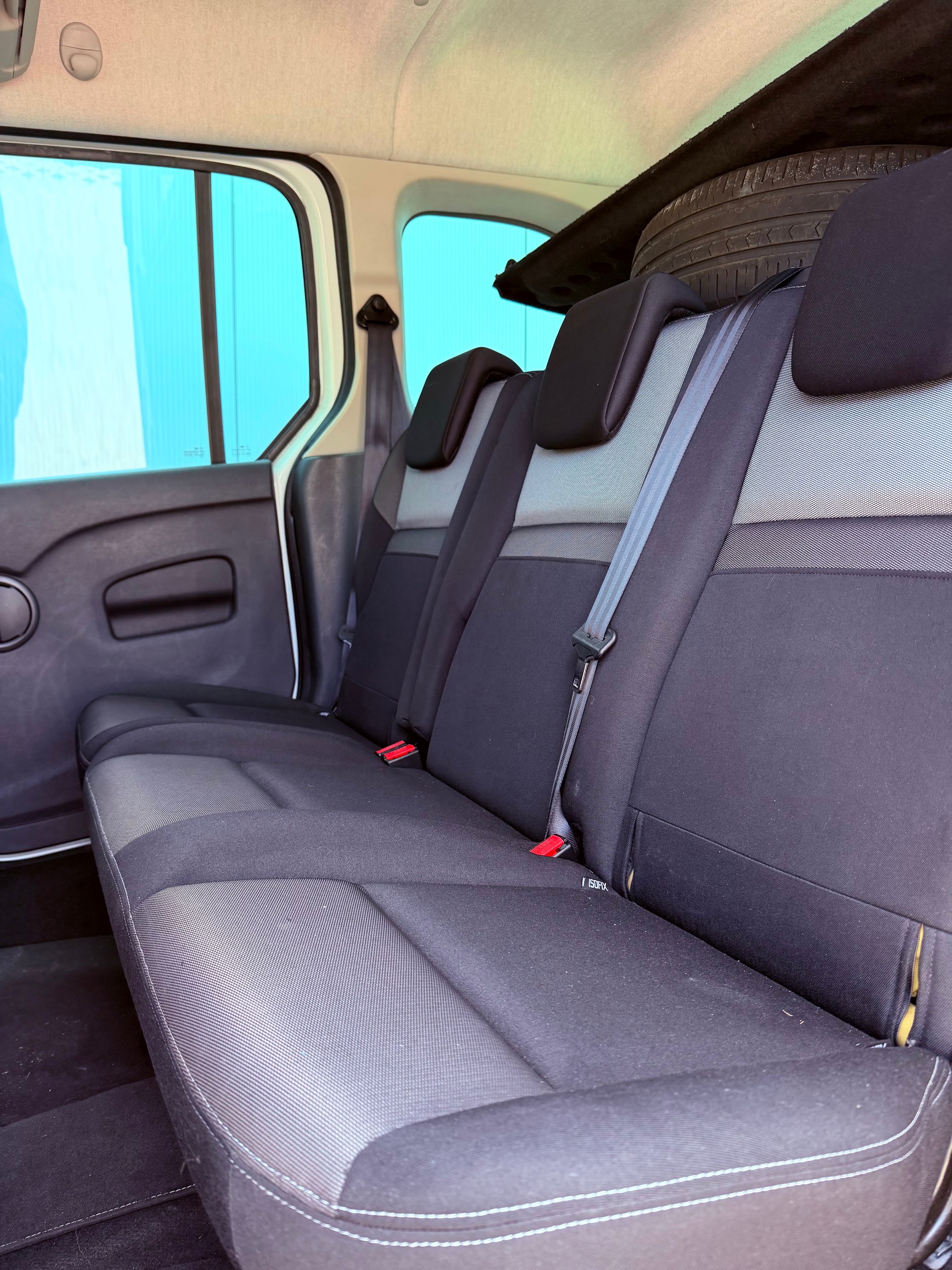RENAULT Kangoo 1.5 dCi Swiss Edition-image-5
