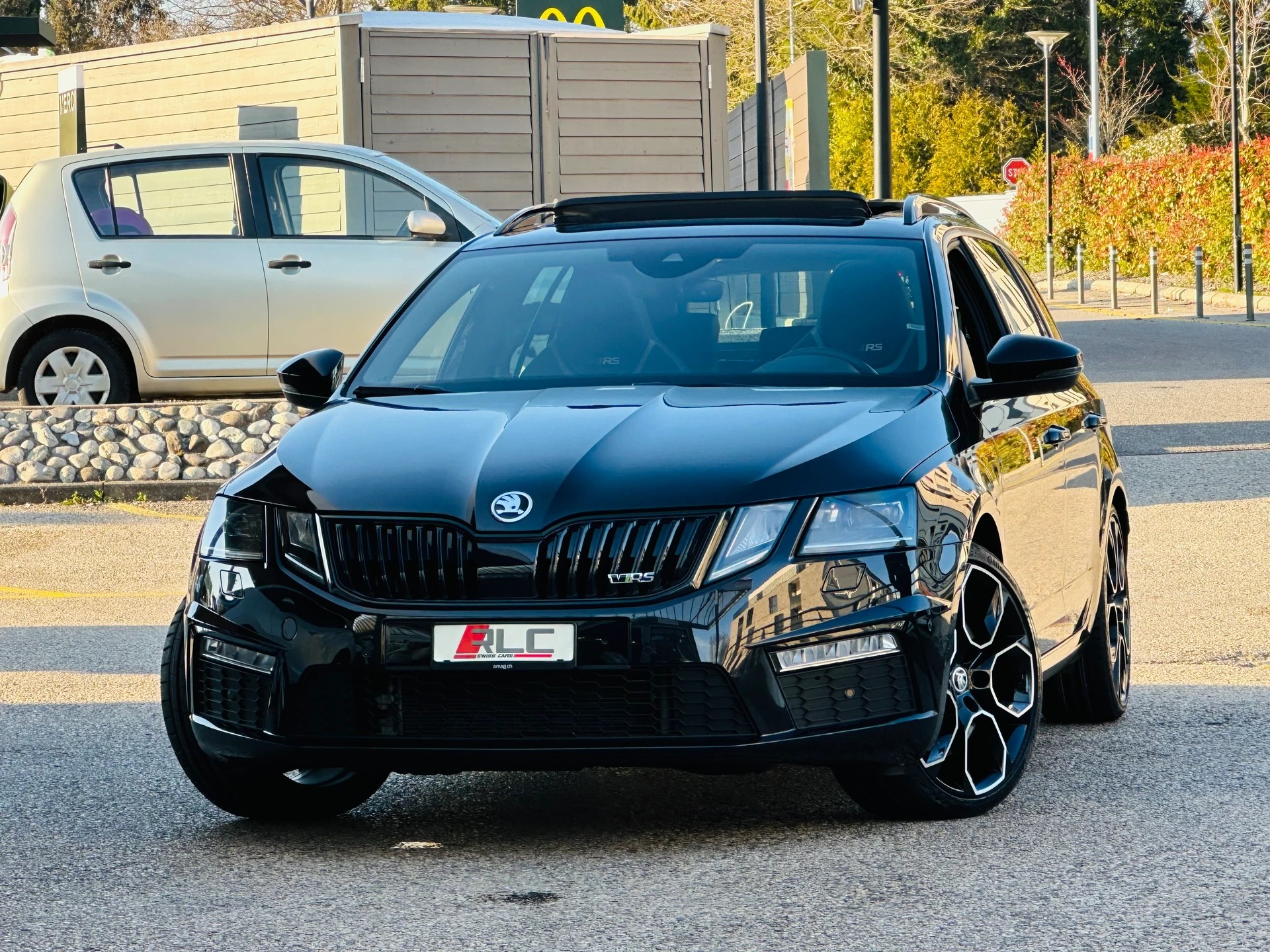 SKODA Octavia Combi 2.0 TSI RS DSG-image-0