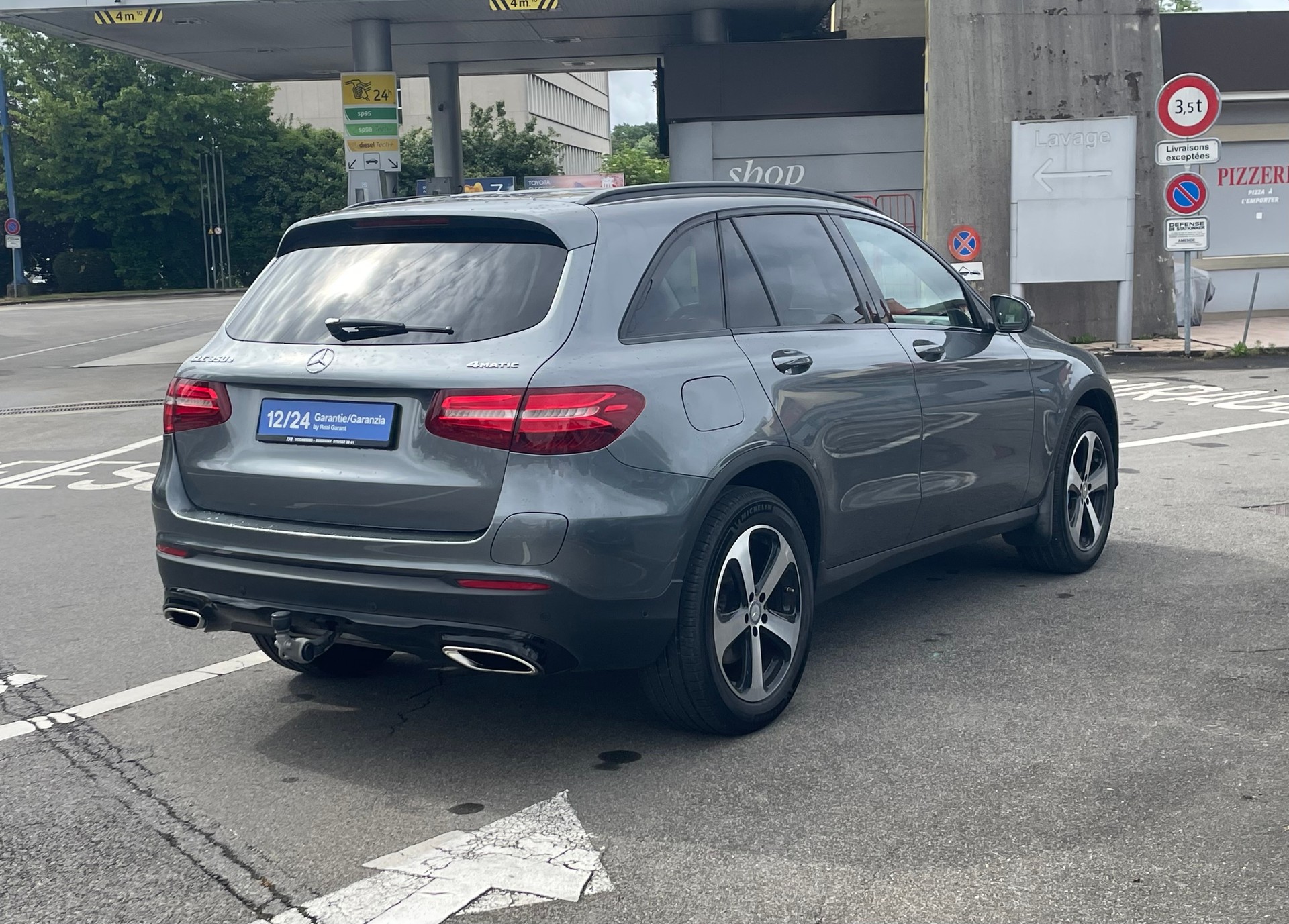 MERCEDES-BENZ GLC 350 e Exclusive 4Matic 7G-Tronic-image-3