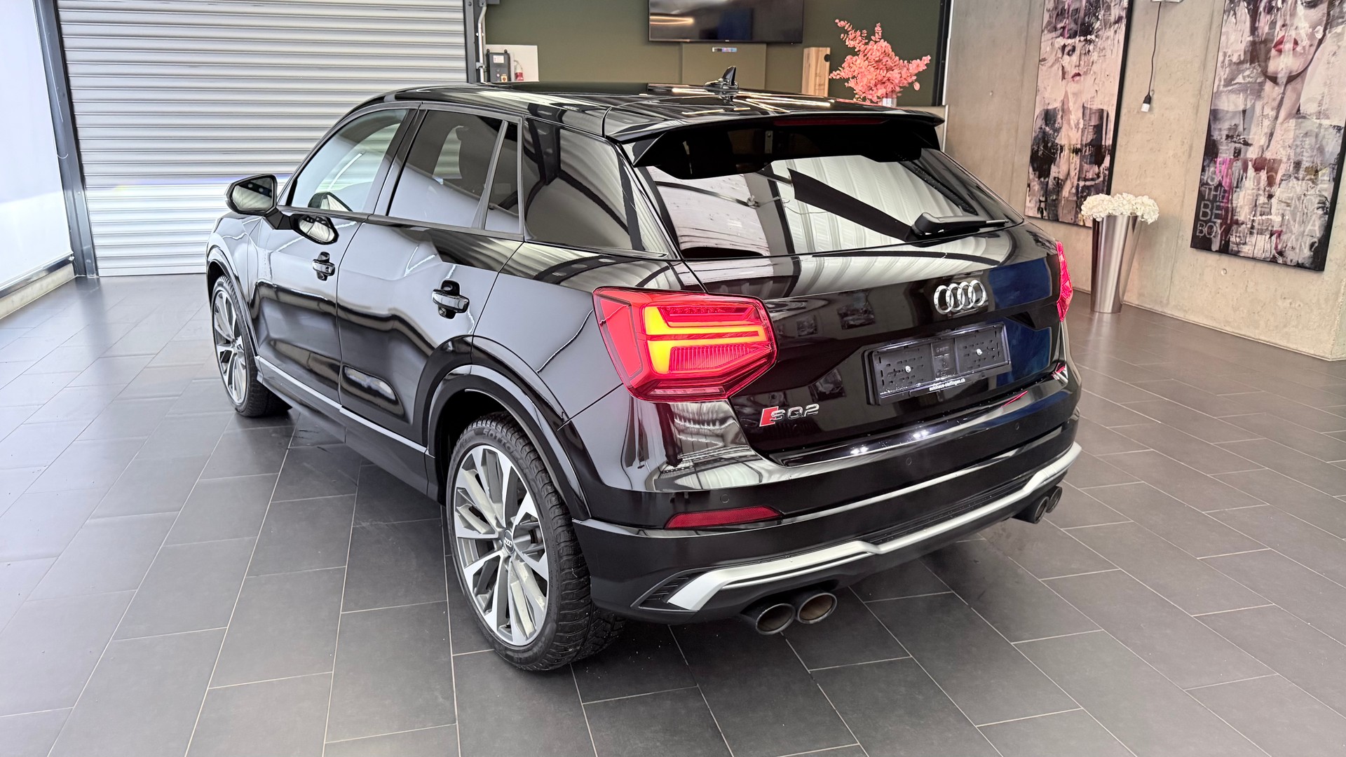 AUDI SQ2 2.0 TFSI quattro S-Tronic-image-12
