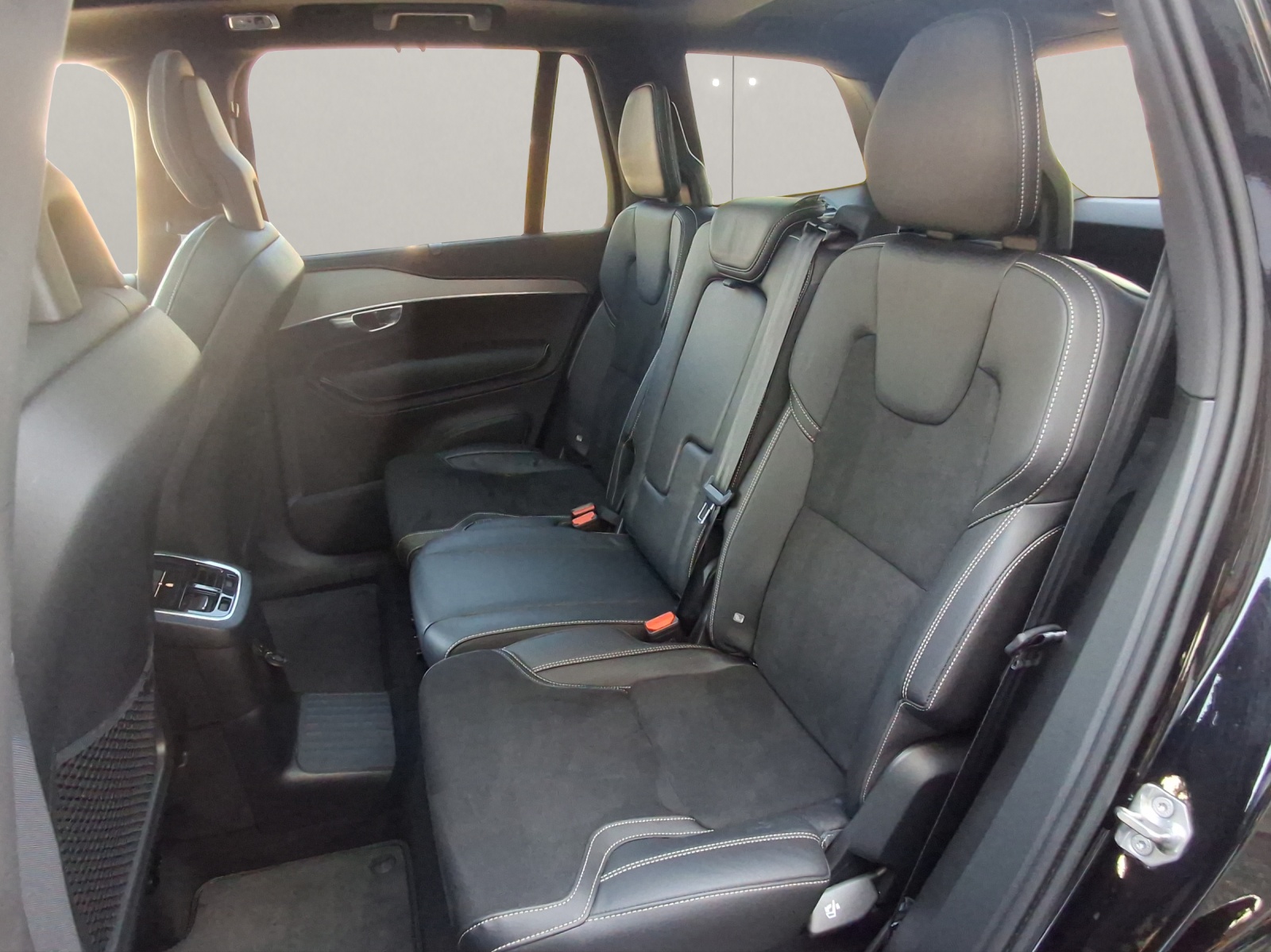 VOLVO XC90 2.0 T8 TE R-Design 7P. eAWD-image-12