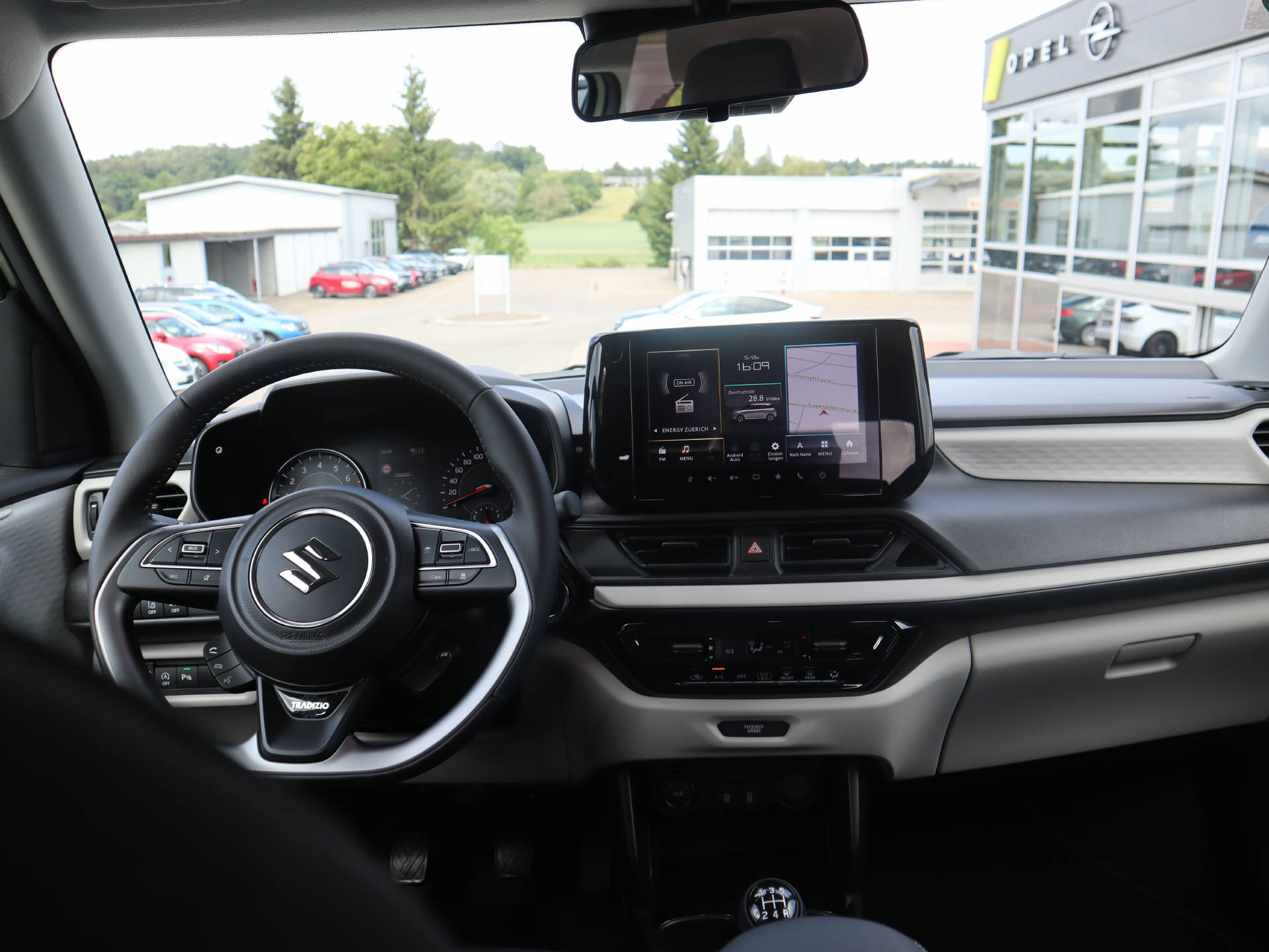SUZUKI Swift 1.2 Tradizio Hybrid 4x4-image-13