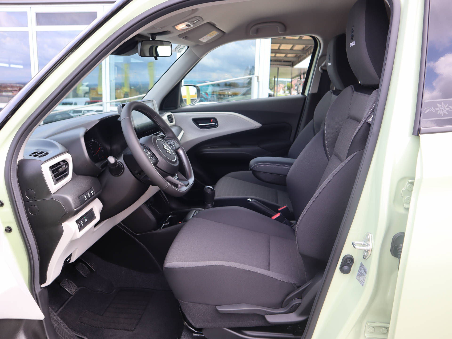 SUZUKI Swift 1.2 Tradizio Hybrid 4x4-image-11