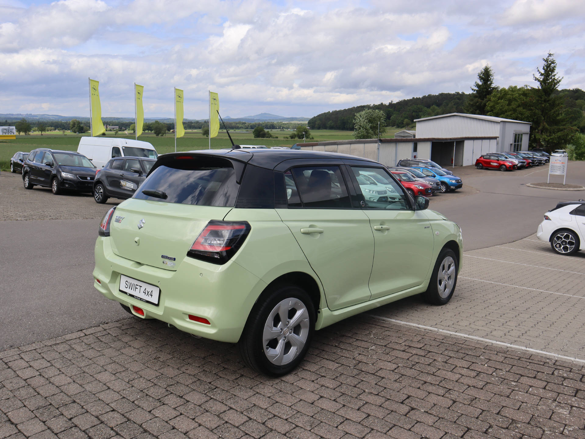 SUZUKI Swift 1.2 Tradizio Hybrid 4x4-image-4