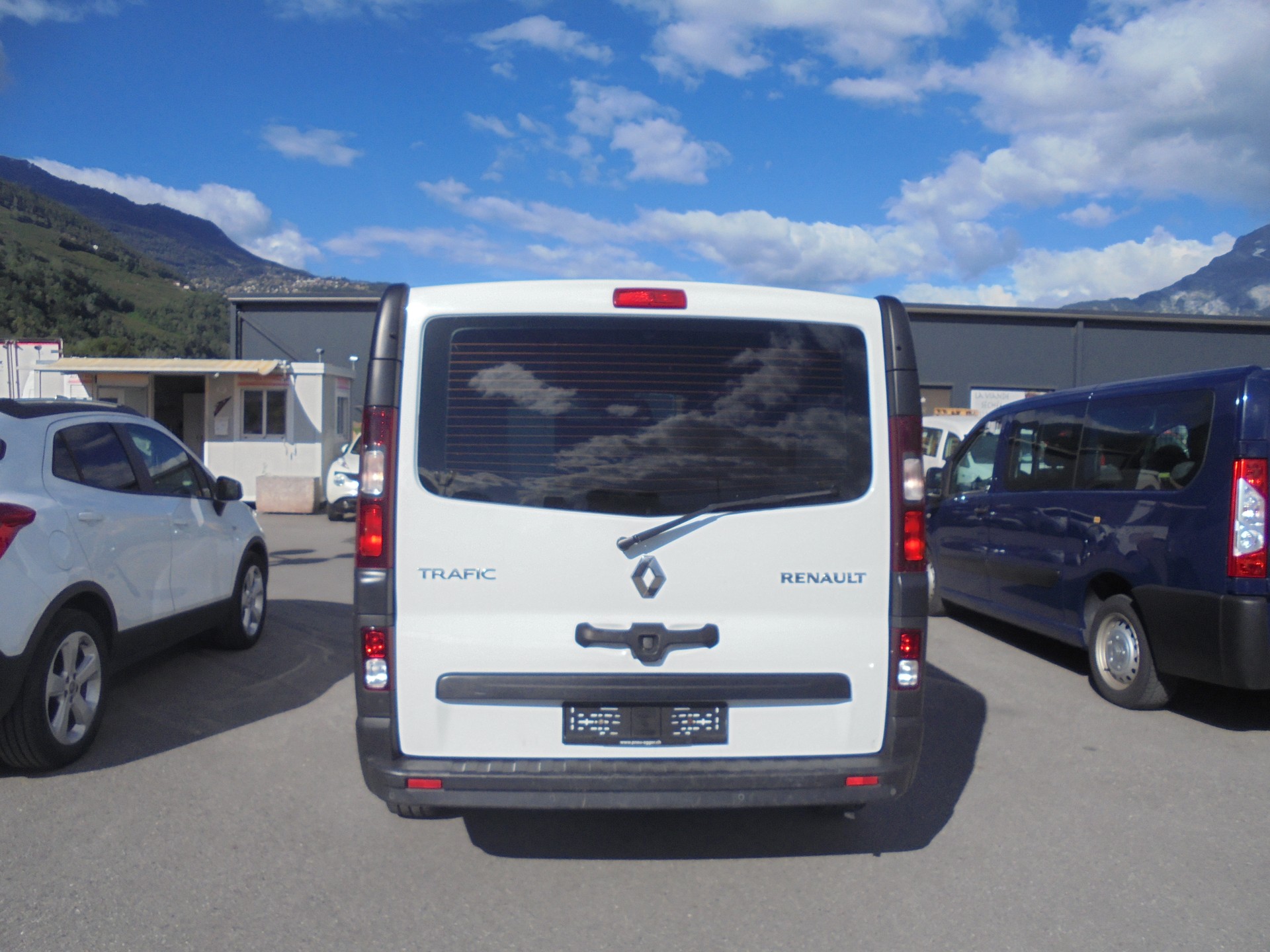 RENAULT Trafic 1.6 ENERGY TwinT. dCi125 2.9t Busin. L1H1-image-4