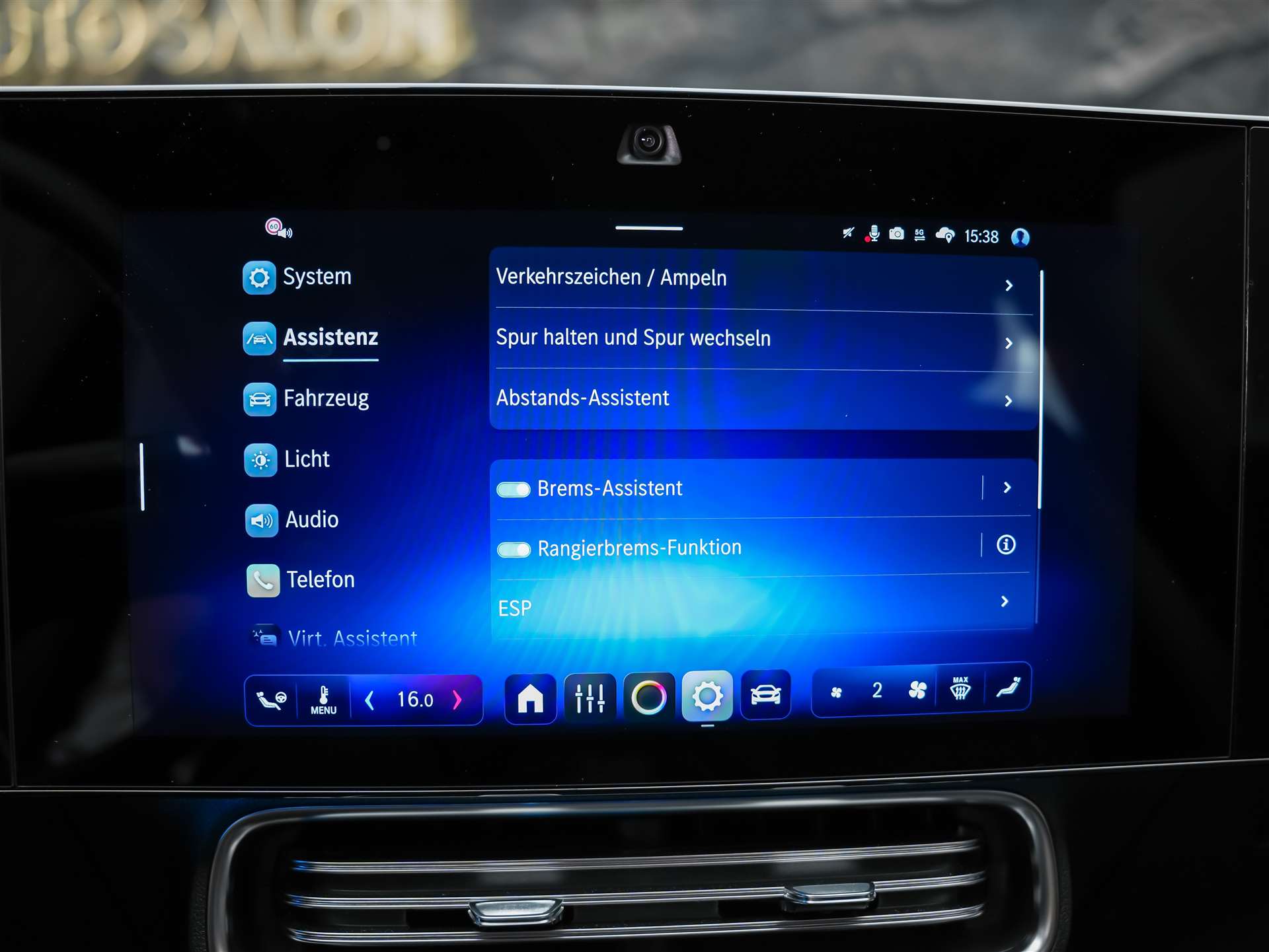 MERCEDES-BENZ CLA 200 8G-DCT *NEUES MODELL*Panorama*Abstandsregler*-image-31