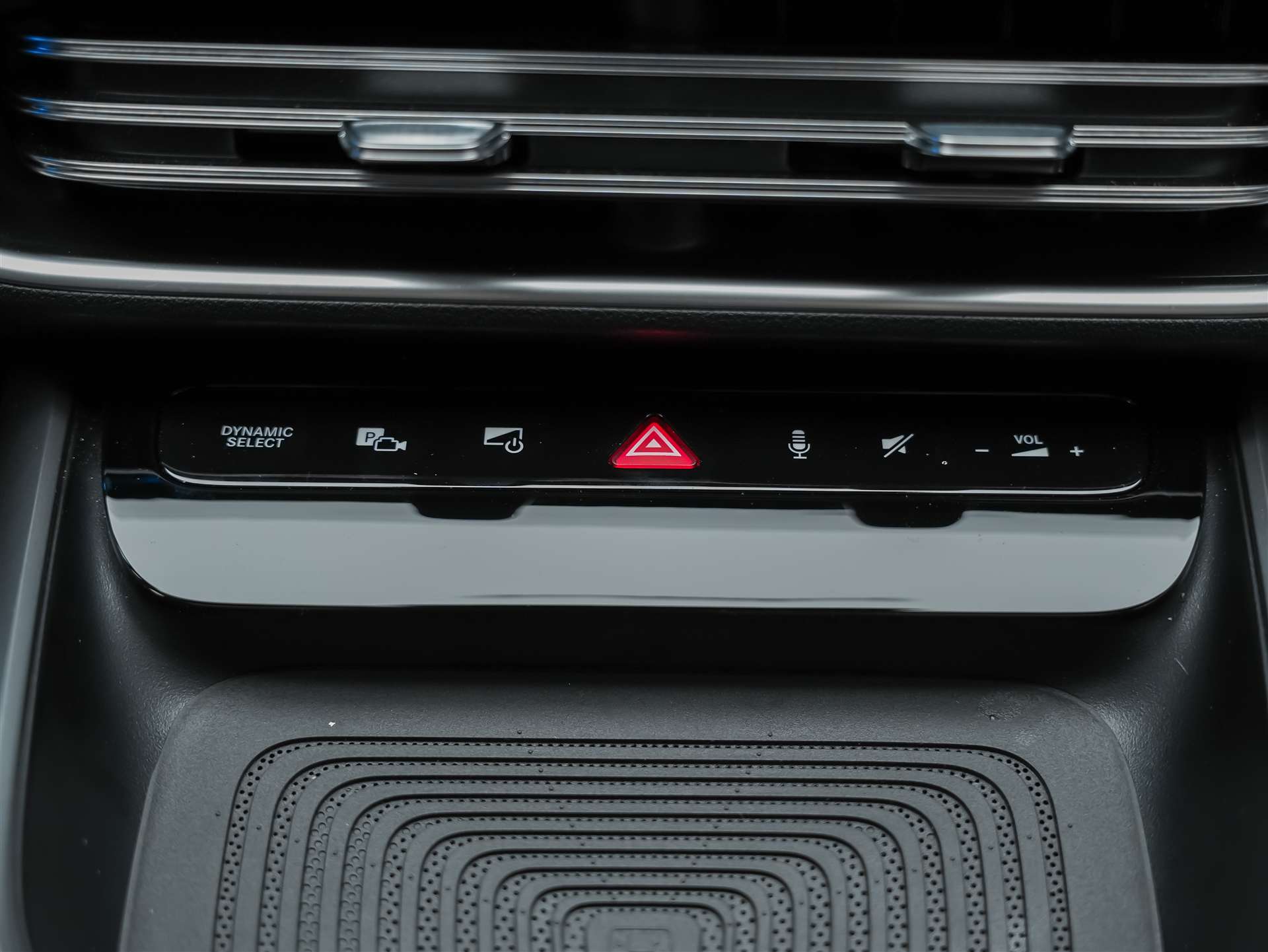 MERCEDES-BENZ CLA 200 8G-DCT *NEUES MODELL*Panorama*Abstandsregler*-image-21