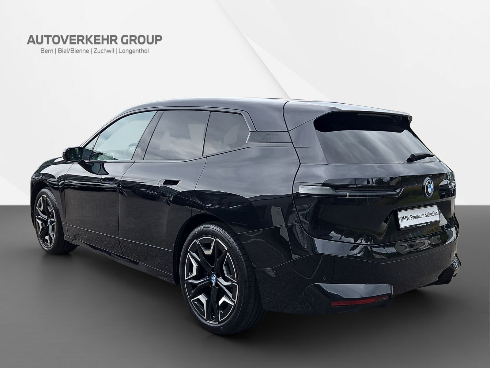BMW iX xDrive40 M Sport-image-3