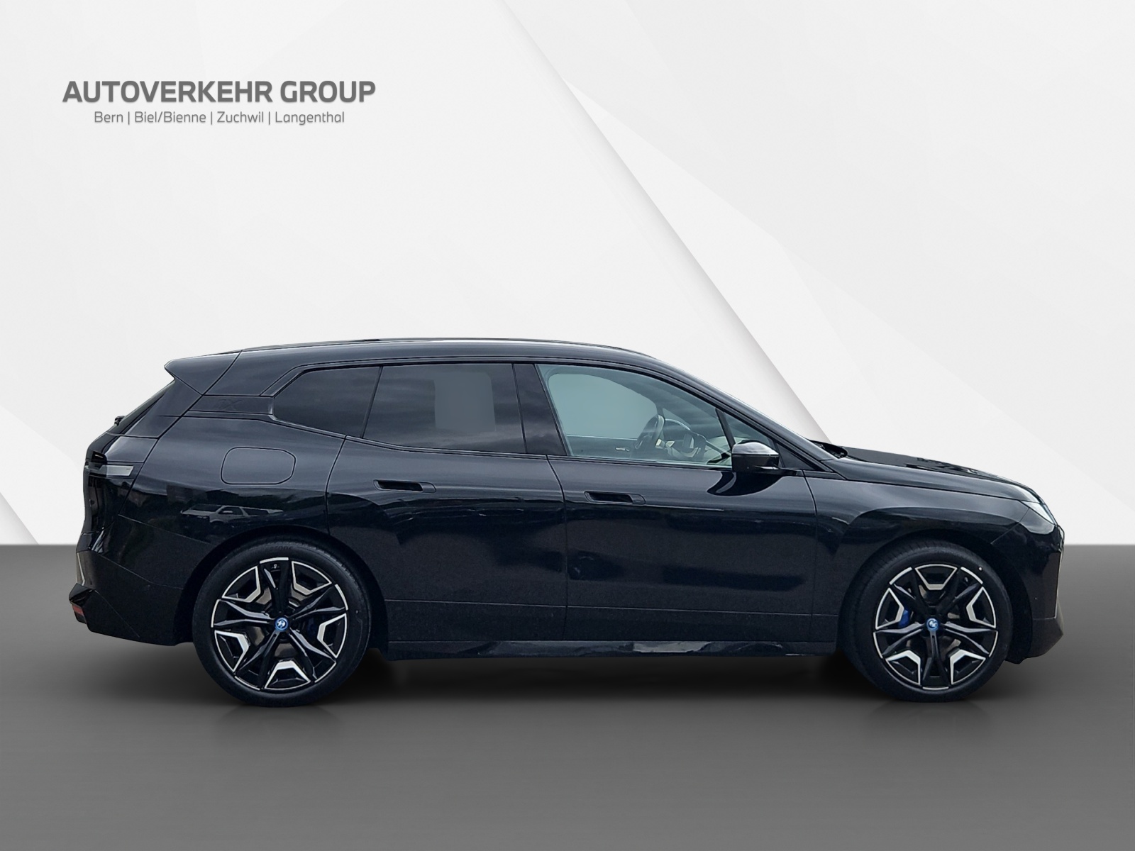 BMW iX xDrive40 M Sport-image-6