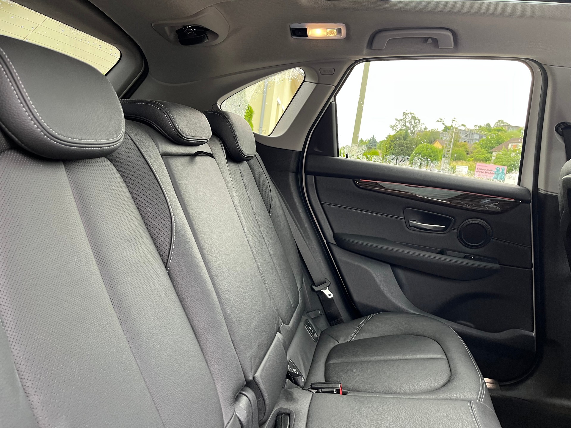 BMW 220d xDrive Active Tourer Luxury Line Steptronic-image-7