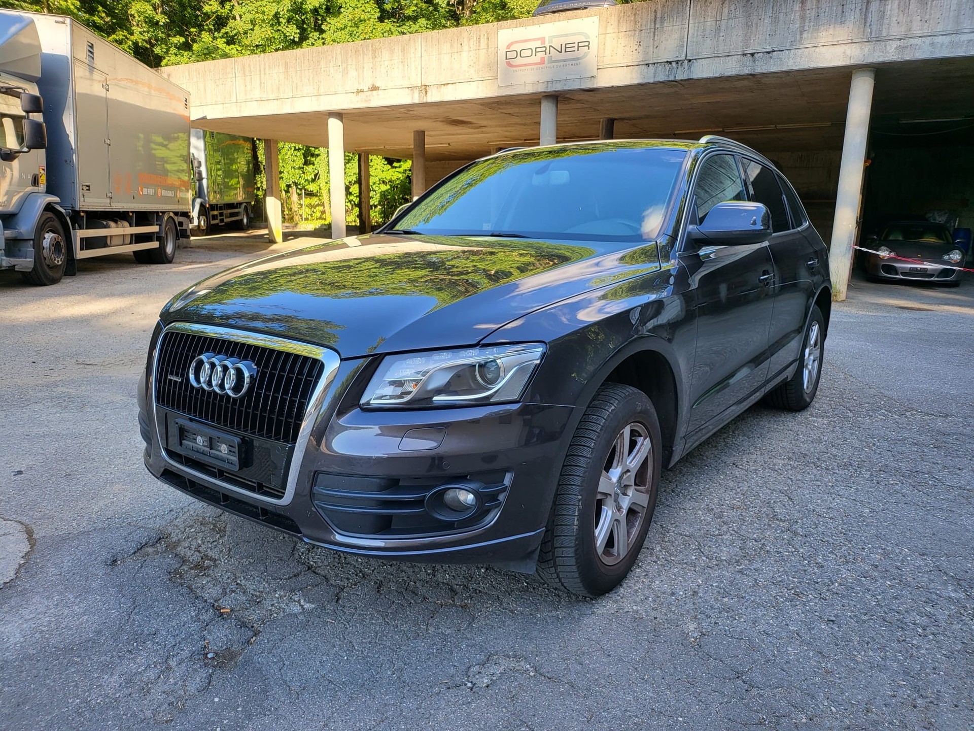 AUDI Q5 3.0 TDI quattro S-tronic-image-1