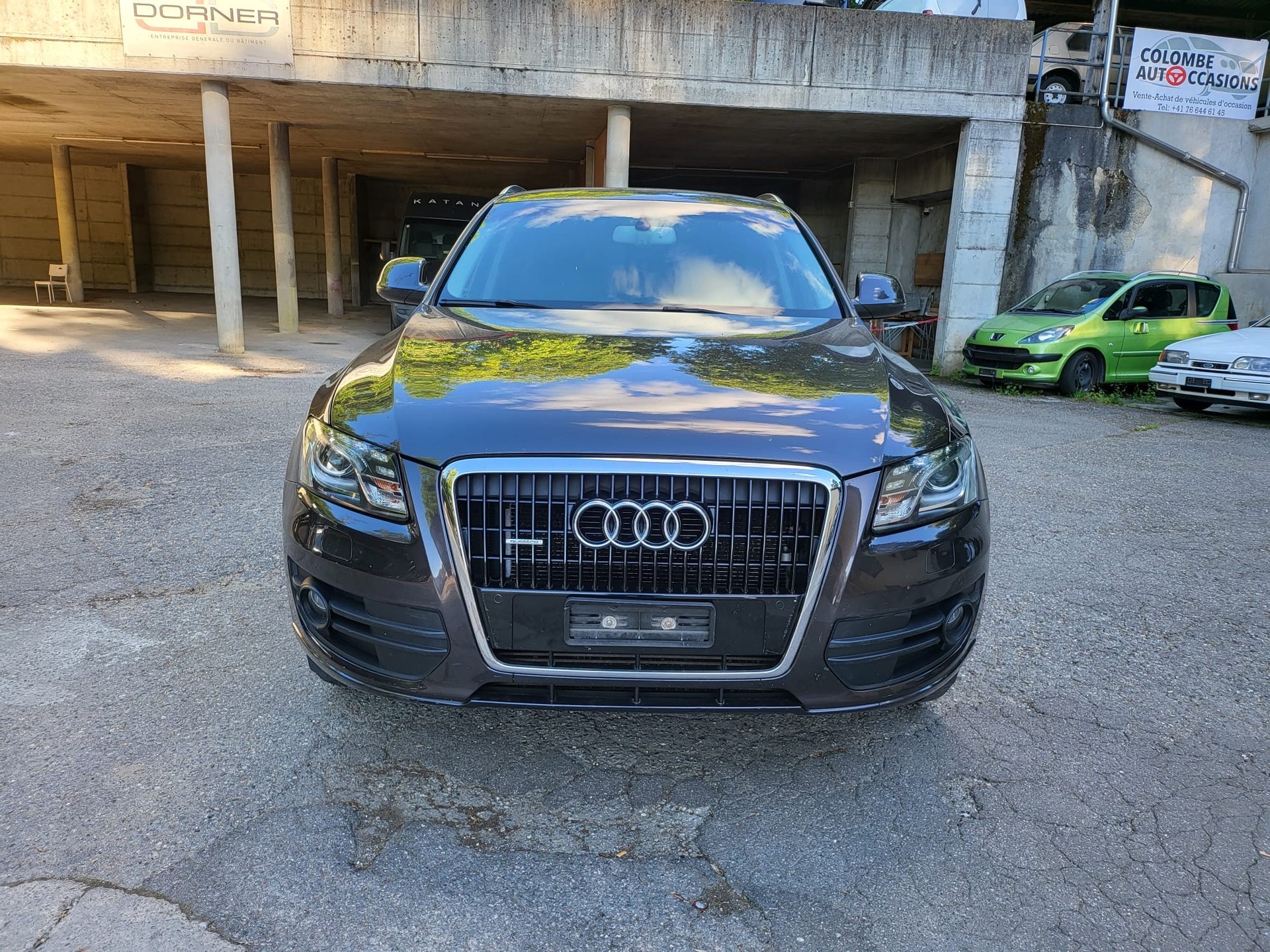 AUDI Q5 3.0 TDI quattro S-tronic-image-2