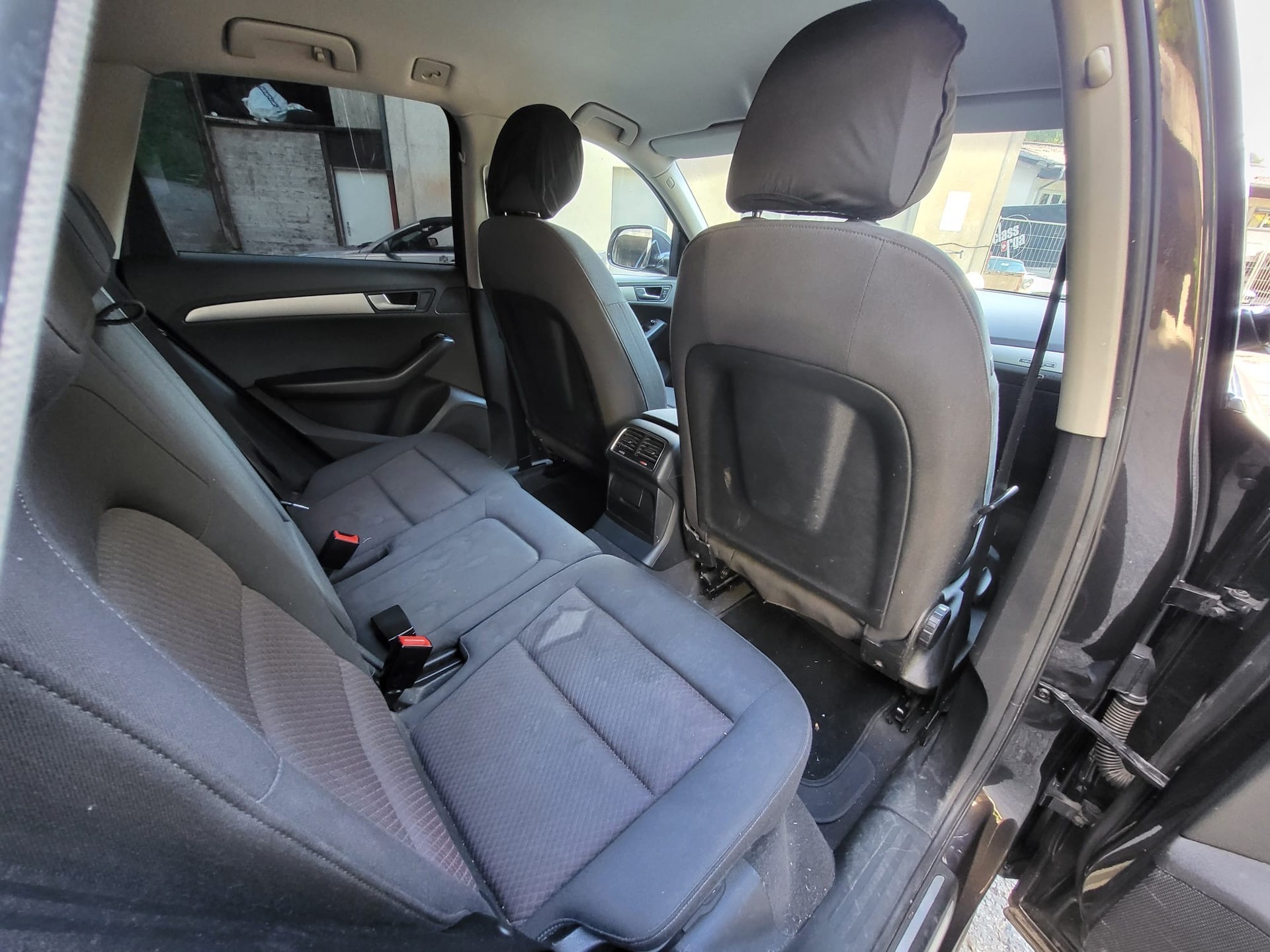 AUDI Q5 3.0 TDI quattro S-tronic-image-10
