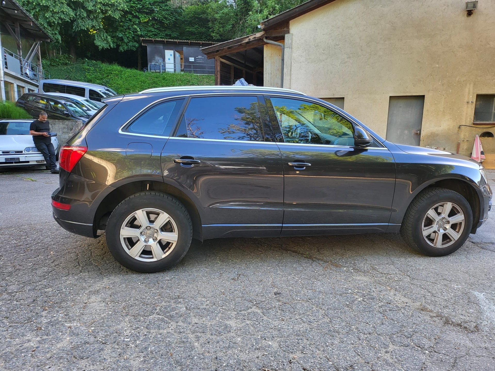 AUDI Q5 3.0 TDI quattro S-tronic-image-5