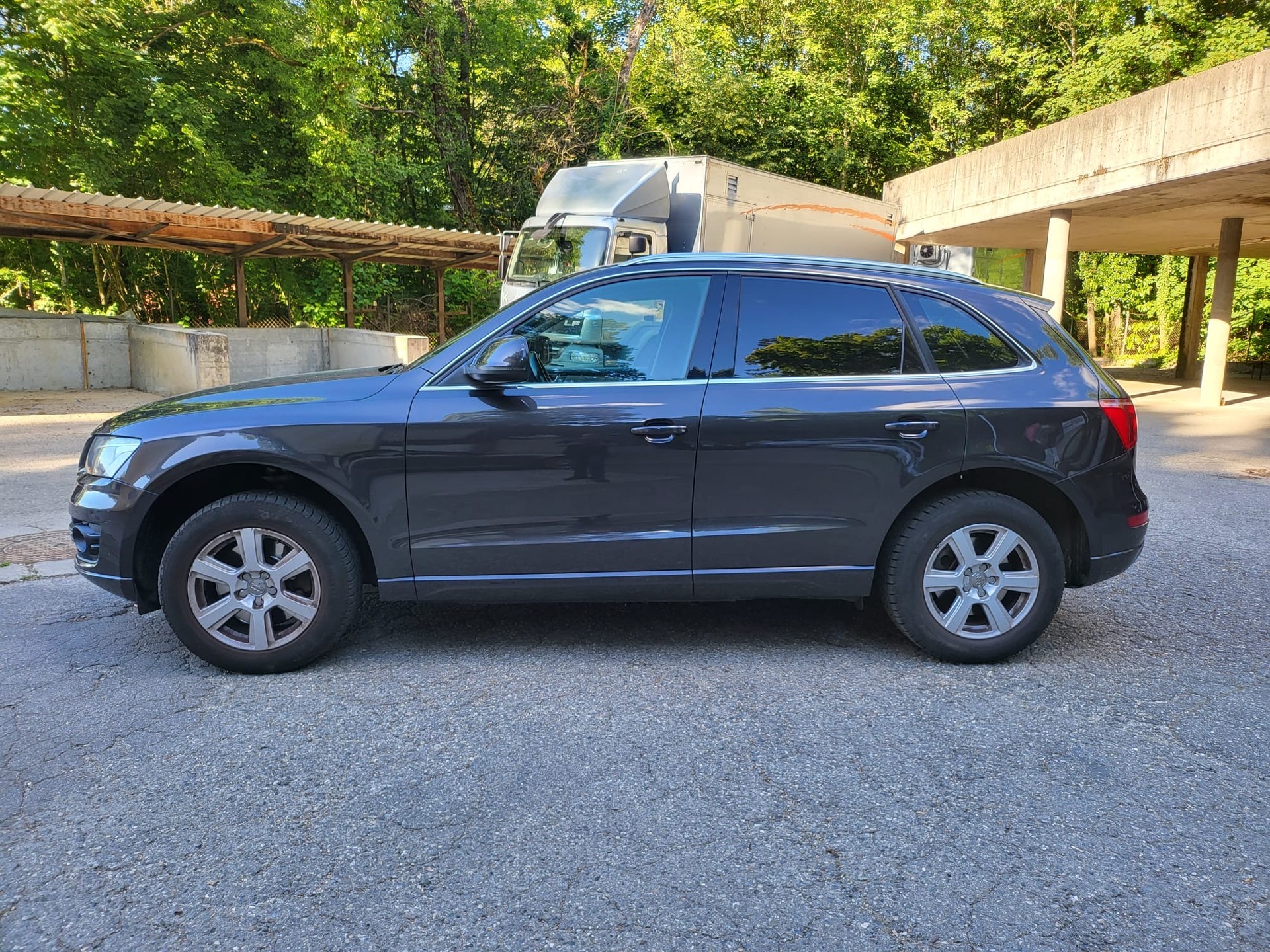 AUDI Q5 3.0 TDI quattro S-tronic-image-7