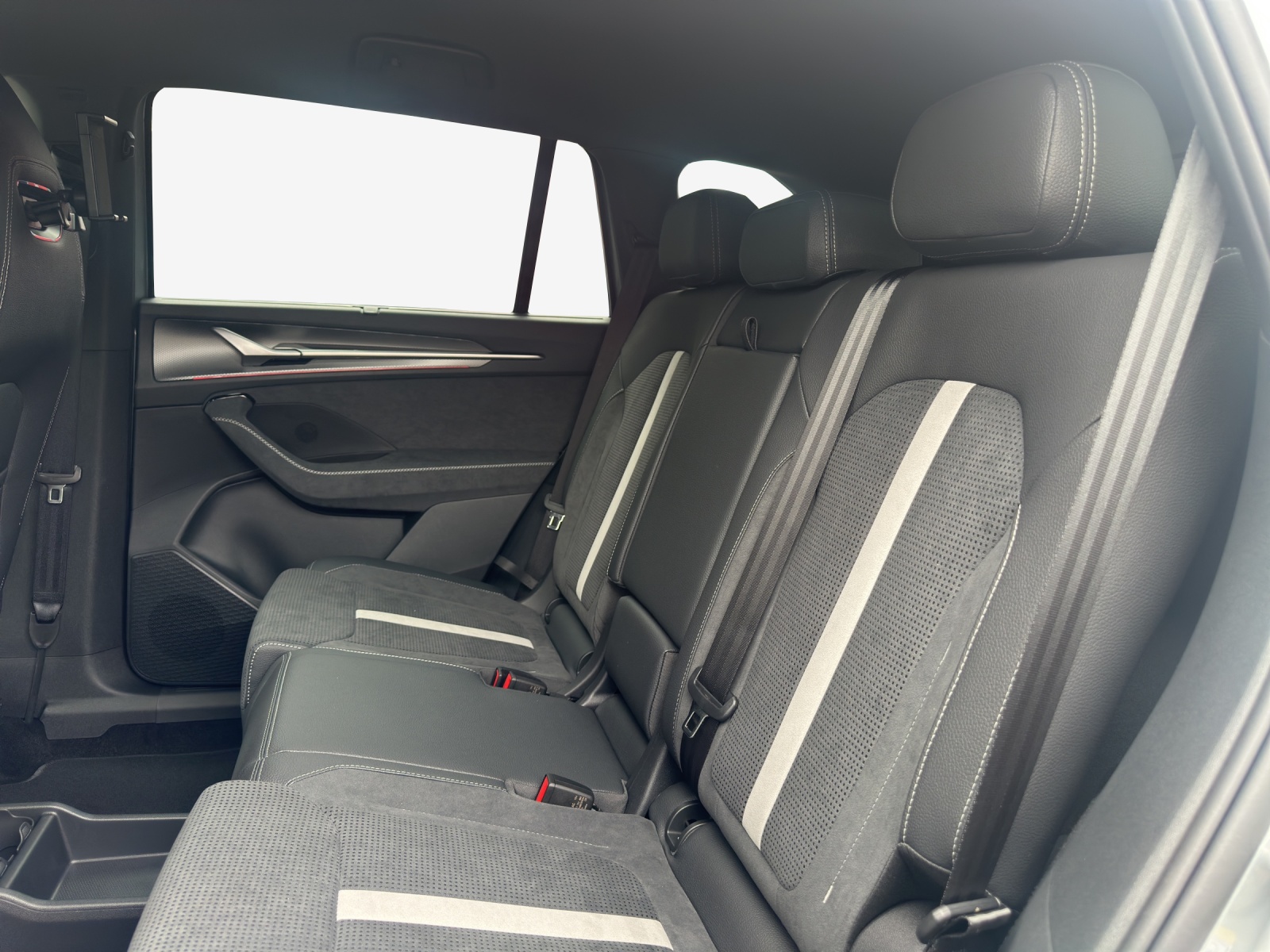 SKODA Kodiaq 2.0 TSI Sportline 4x4-image-11