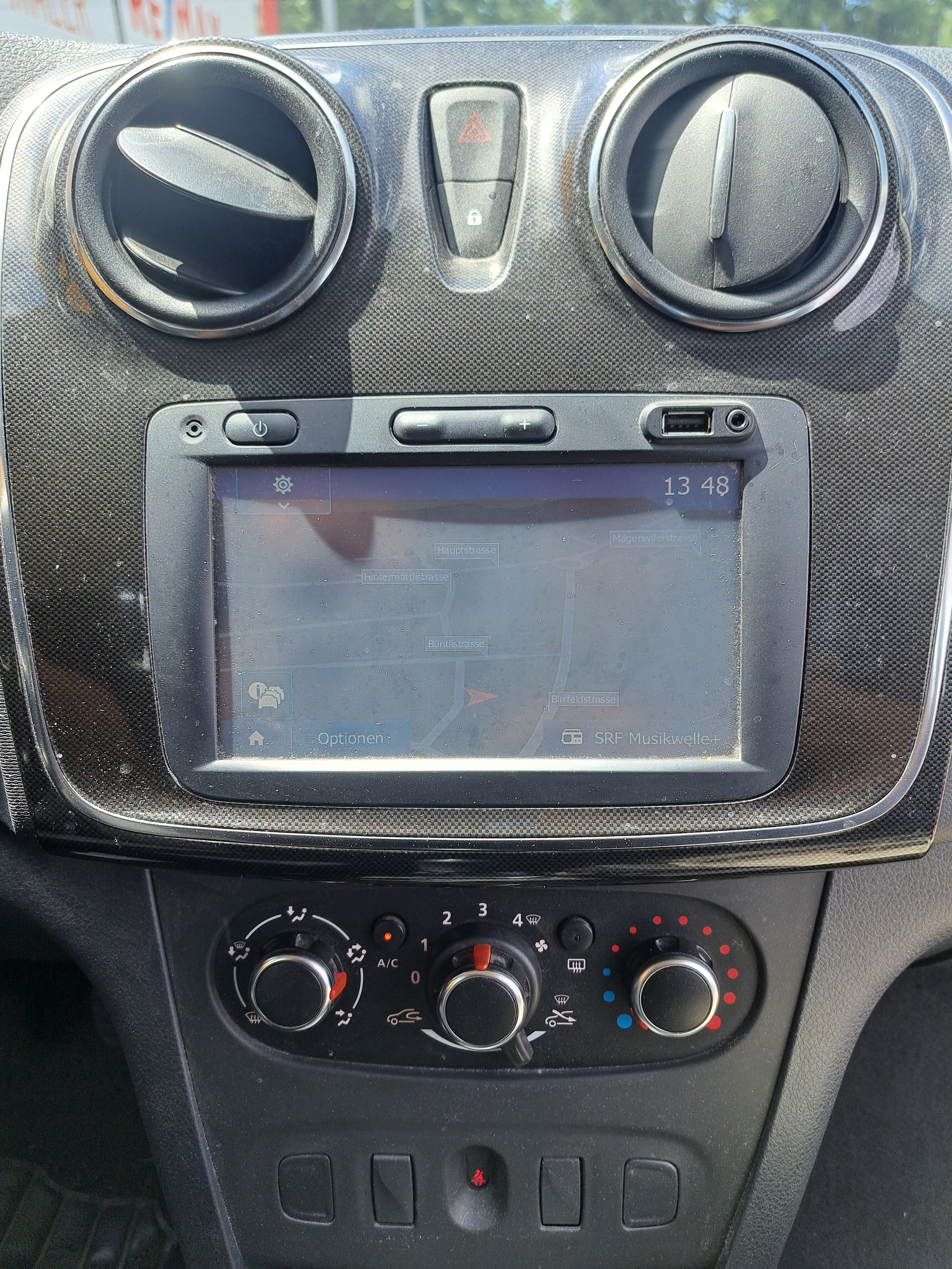 DACIA Sandero 0.9 Lauréate-image-4