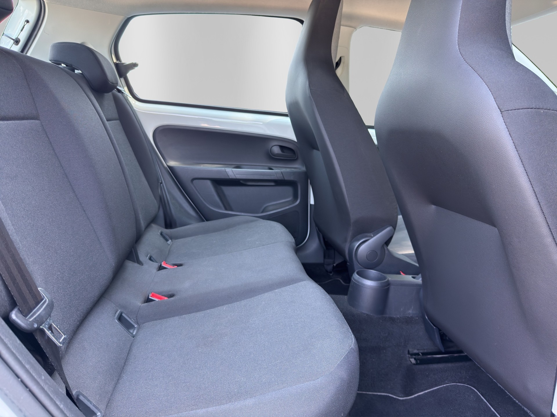 VW e-Up-image-13