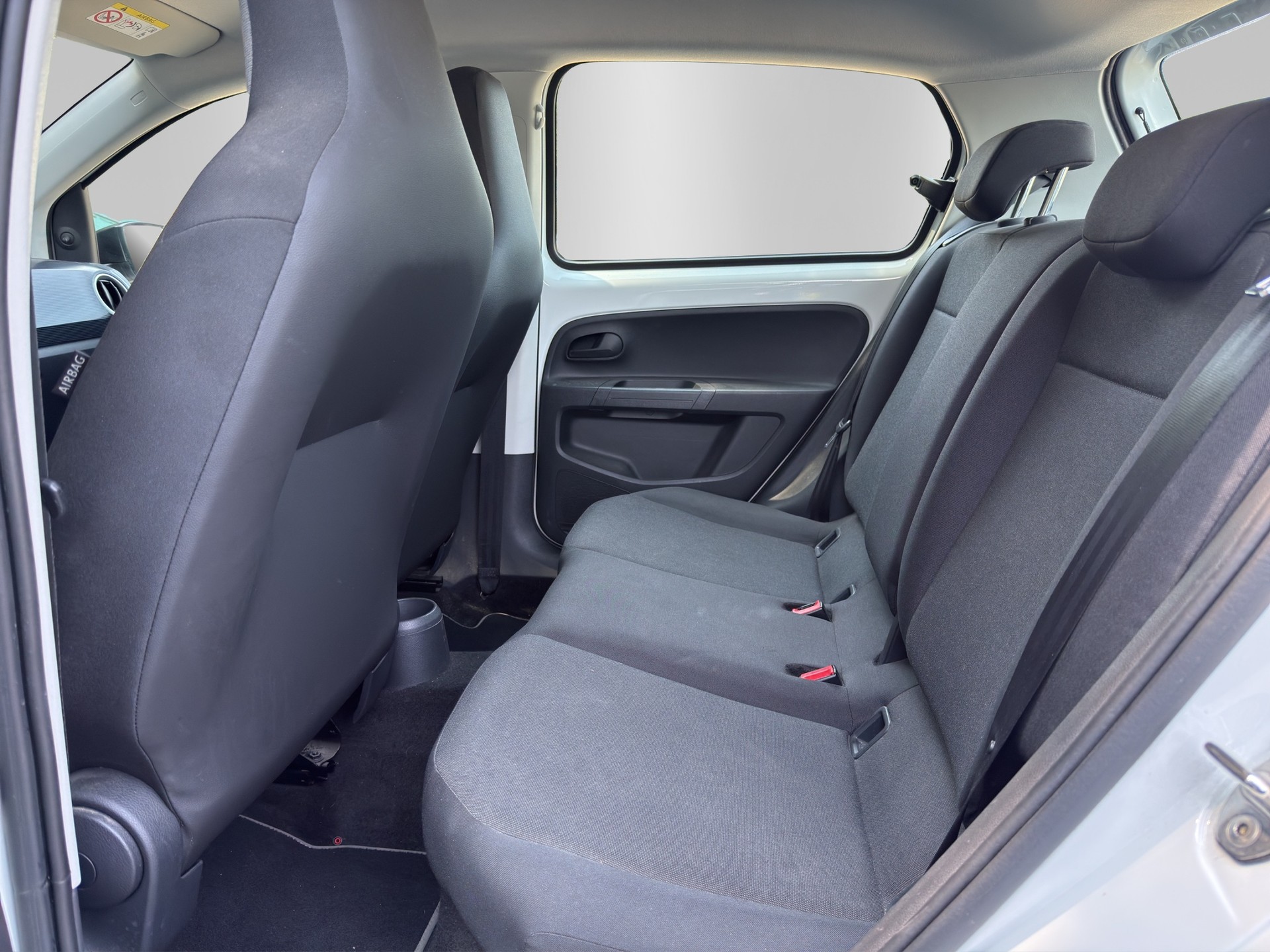 VW e-Up-image-14