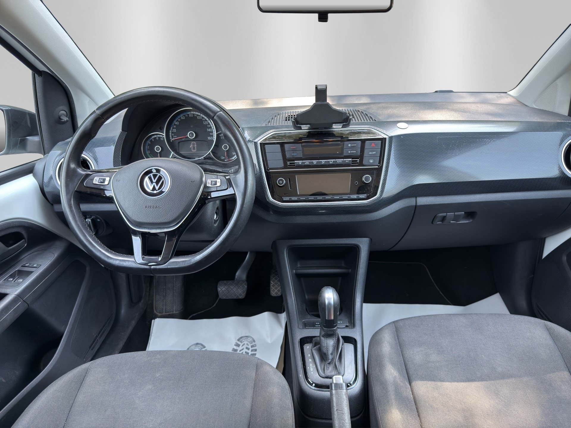 VW e-Up-image-8
