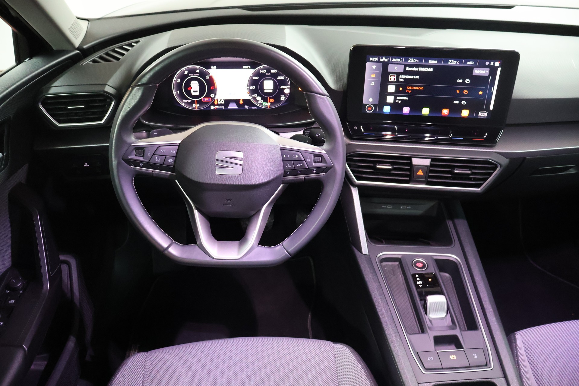 SEAT Leon ST 2.0 TDI EVO DSG Style-image-7
