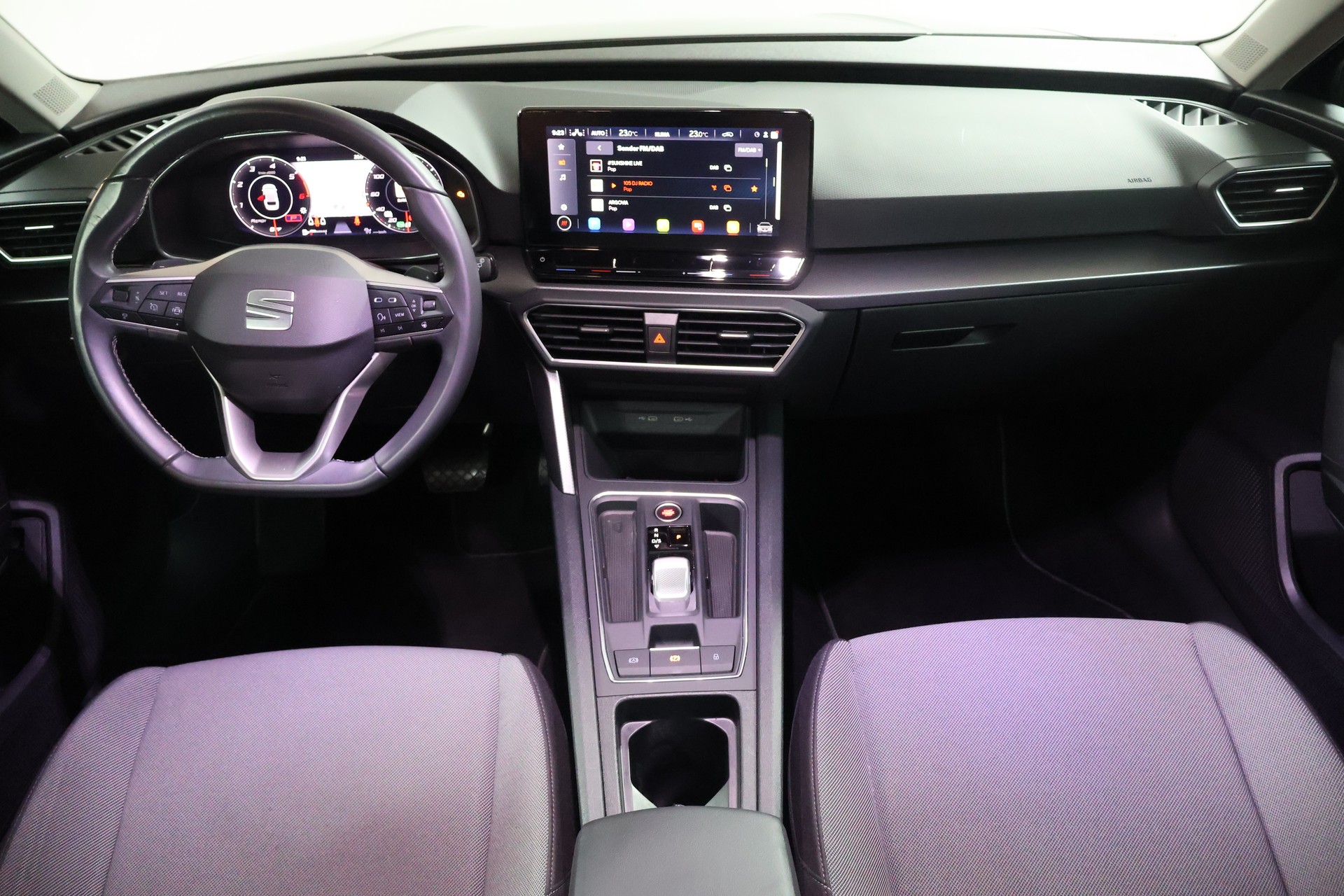 SEAT Leon ST 2.0 TDI EVO DSG Style-image-8