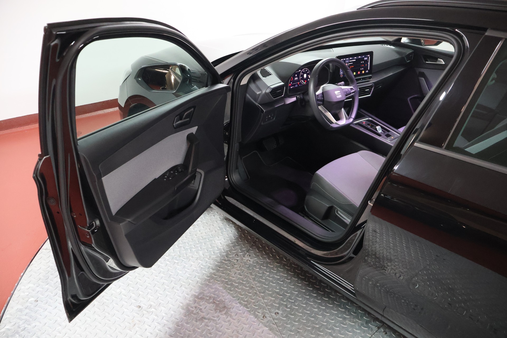 SEAT Leon ST 2.0 TDI EVO DSG Style-image-4