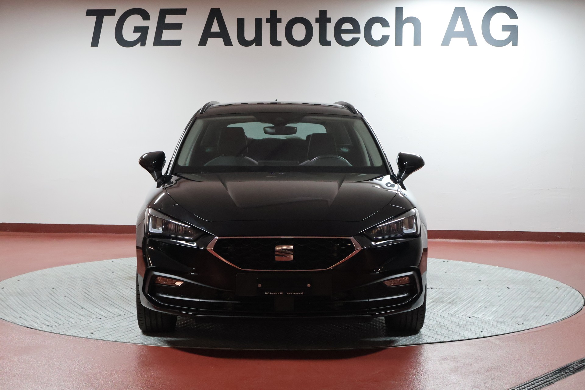 SEAT Leon ST 2.0 TDI EVO DSG Style-image-1