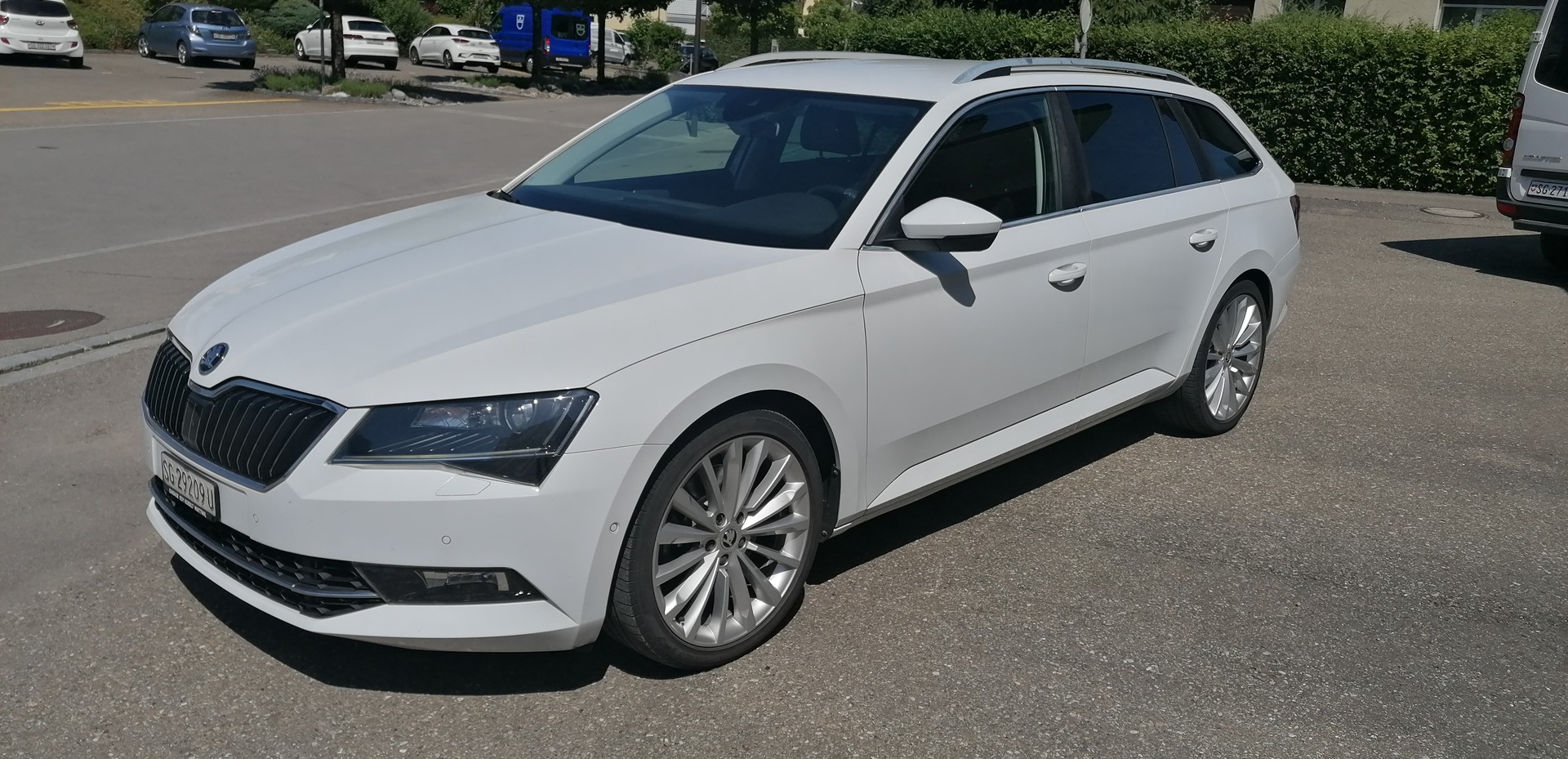 SKODA Superb Combi 2.0 TSI Style DSG 4x4-image-0