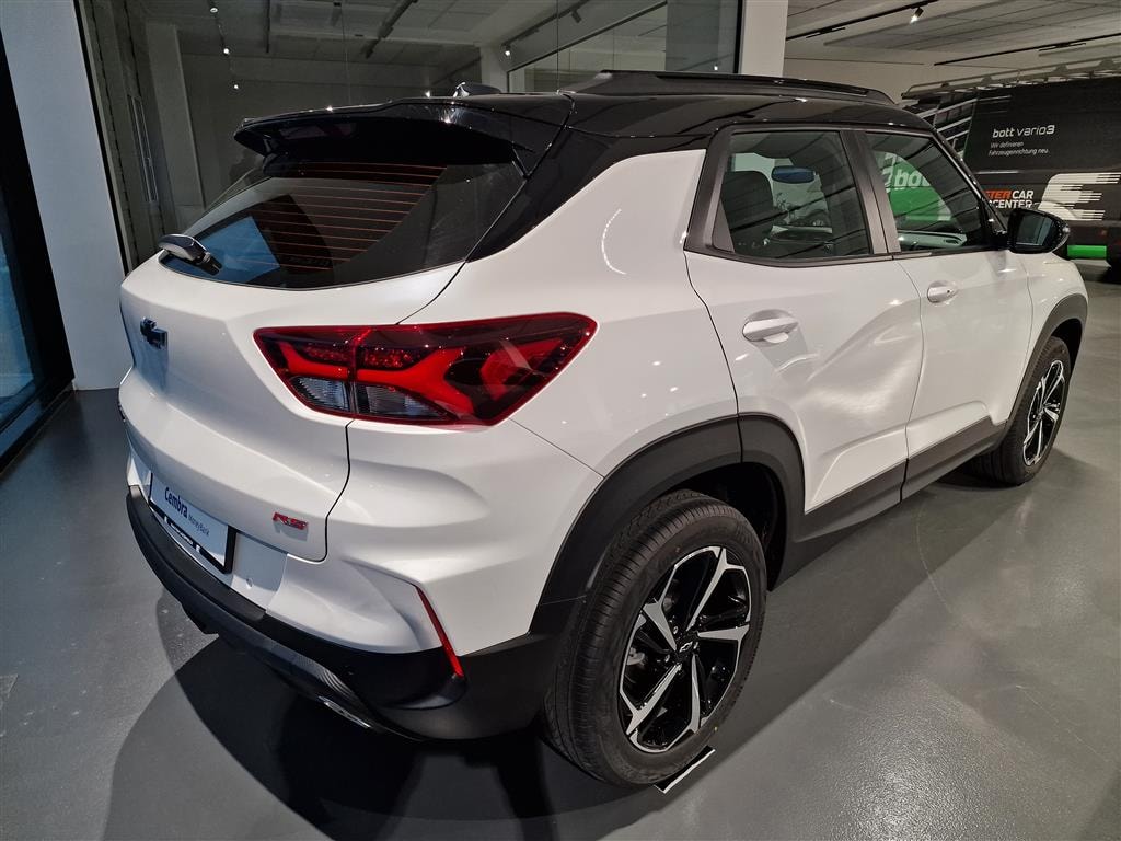 CHEVROLET Trail Blazer RS-image-3