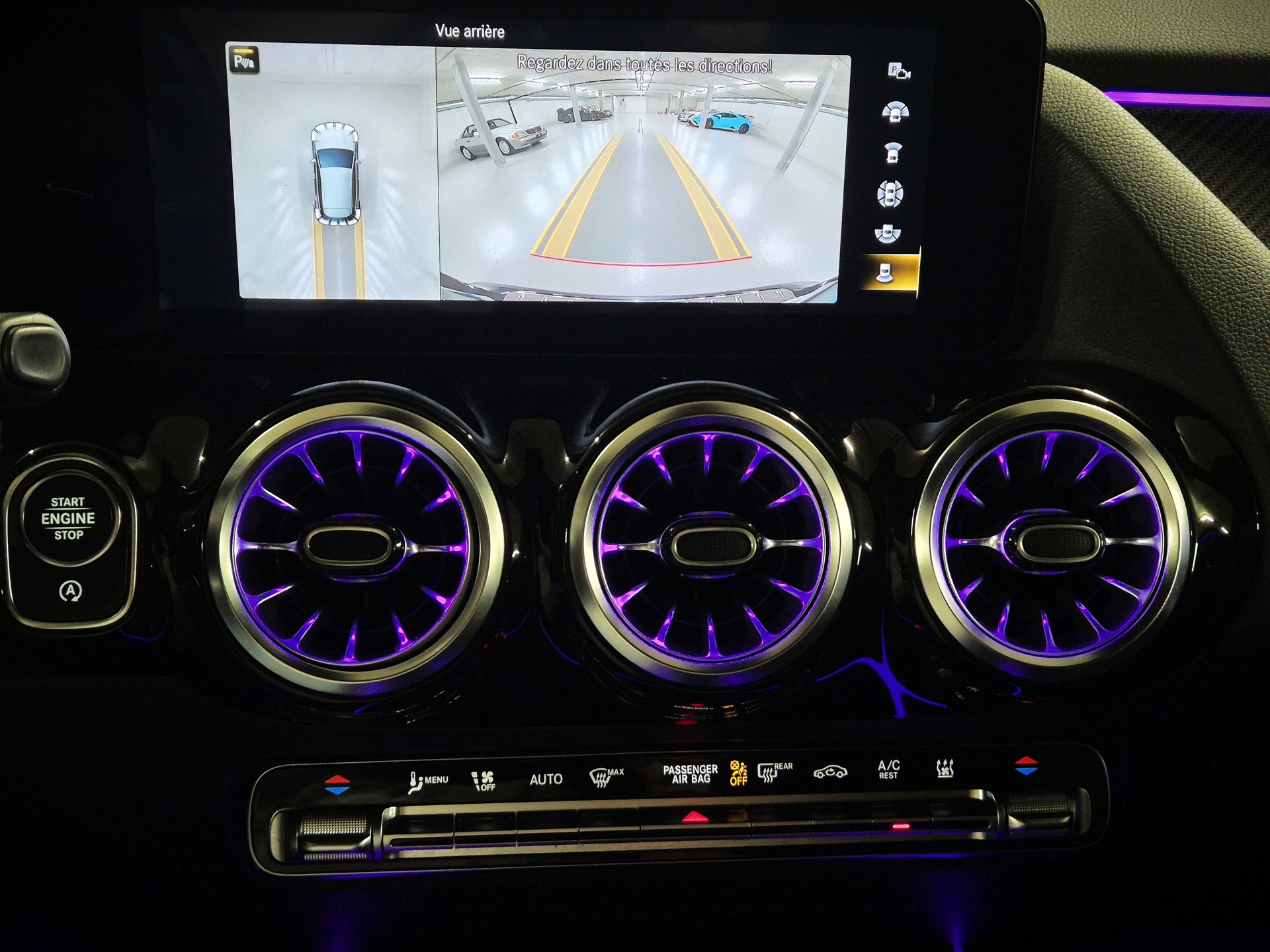 MERCEDES-BENZ GLA 200 AMG Line 7G-DCT-image-15