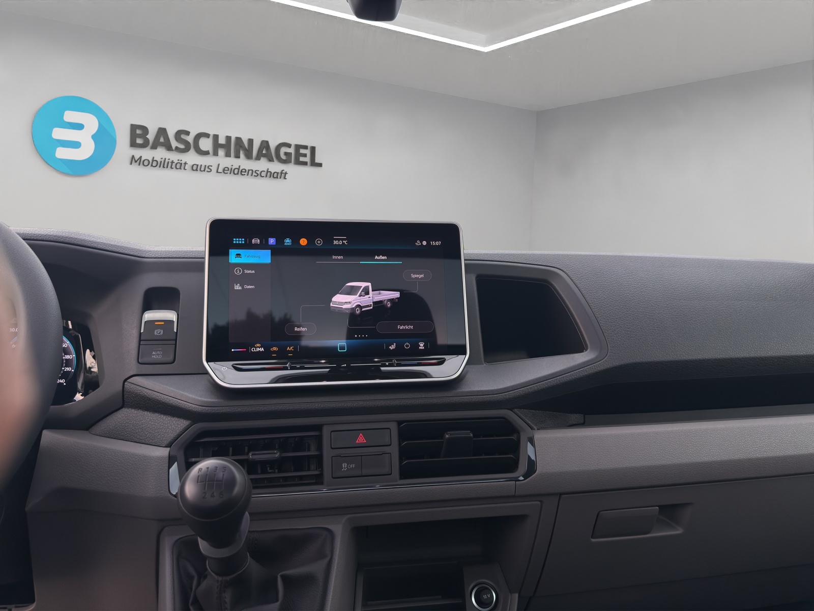 VW Crafter 35 2.0 TDI L3 HD-image-4