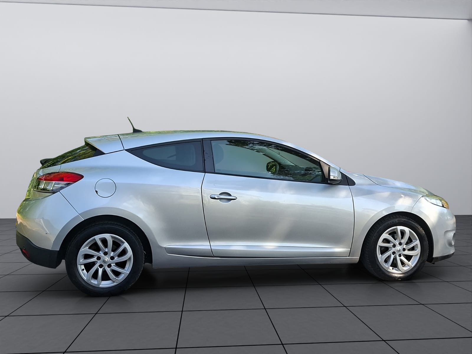 RENAULT Mégane 1.5 dCi Fourgon-image-7