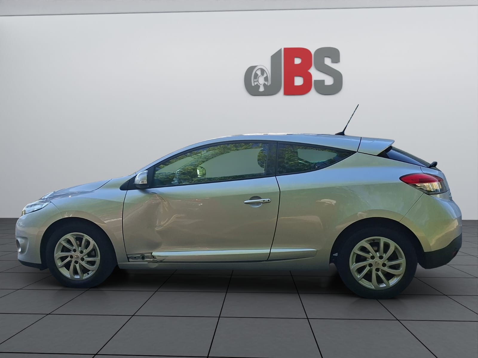 RENAULT Mégane 1.5 dCi Fourgon-image-3