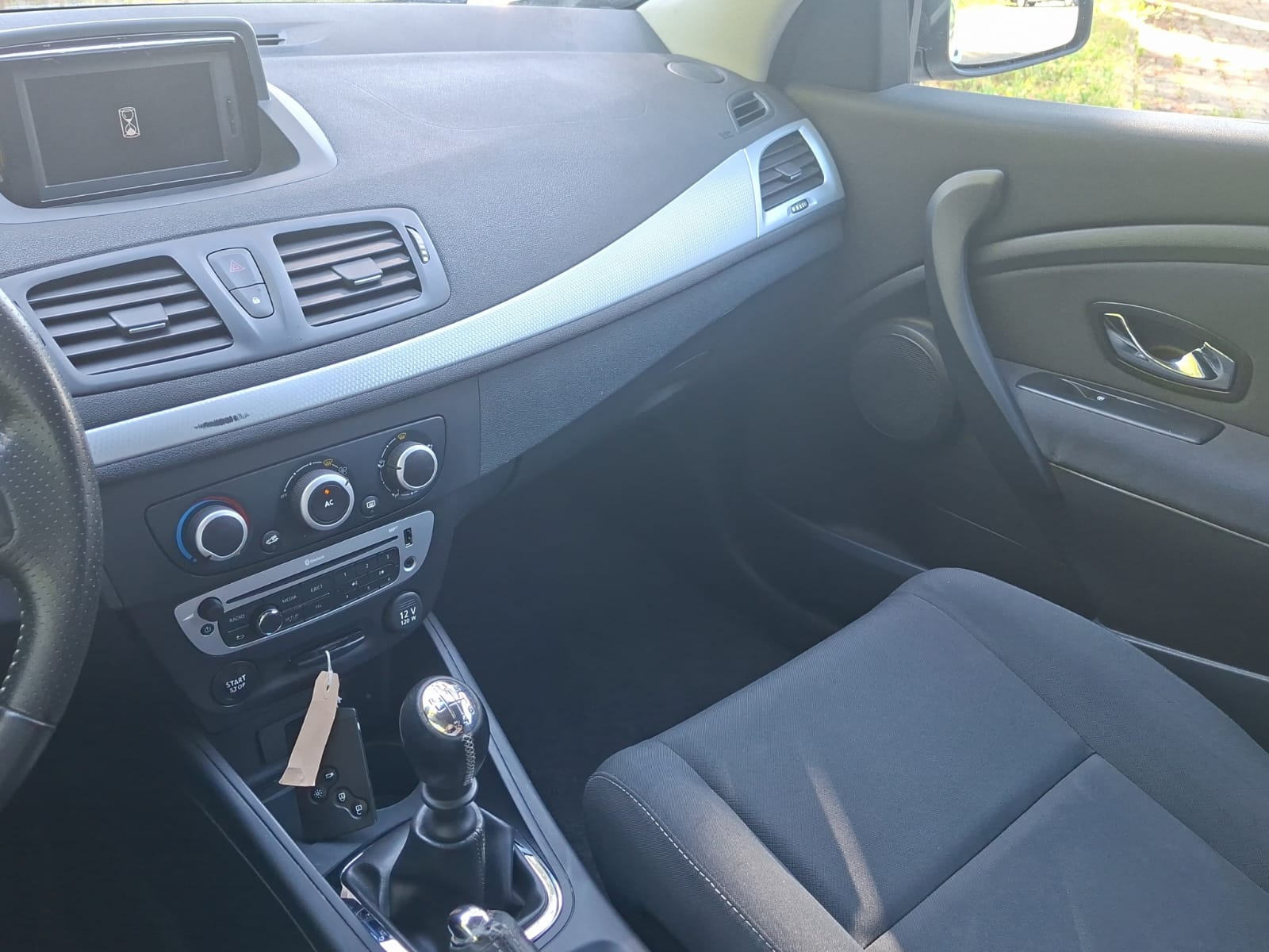 RENAULT Mégane 1.5 dCi Fourgon-image-13