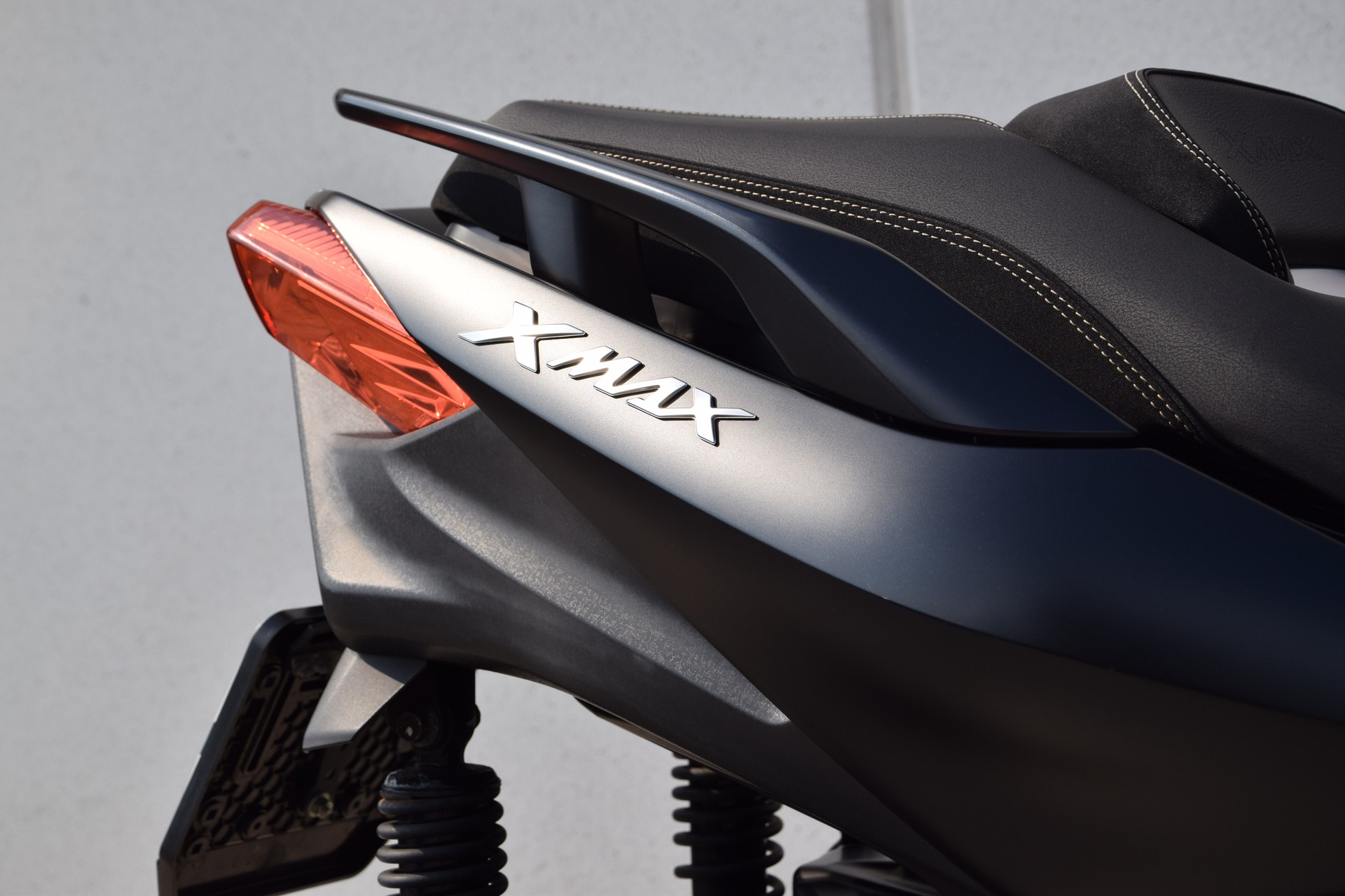 YAMAHA X-Max 300 Iron Max ABS-image-10