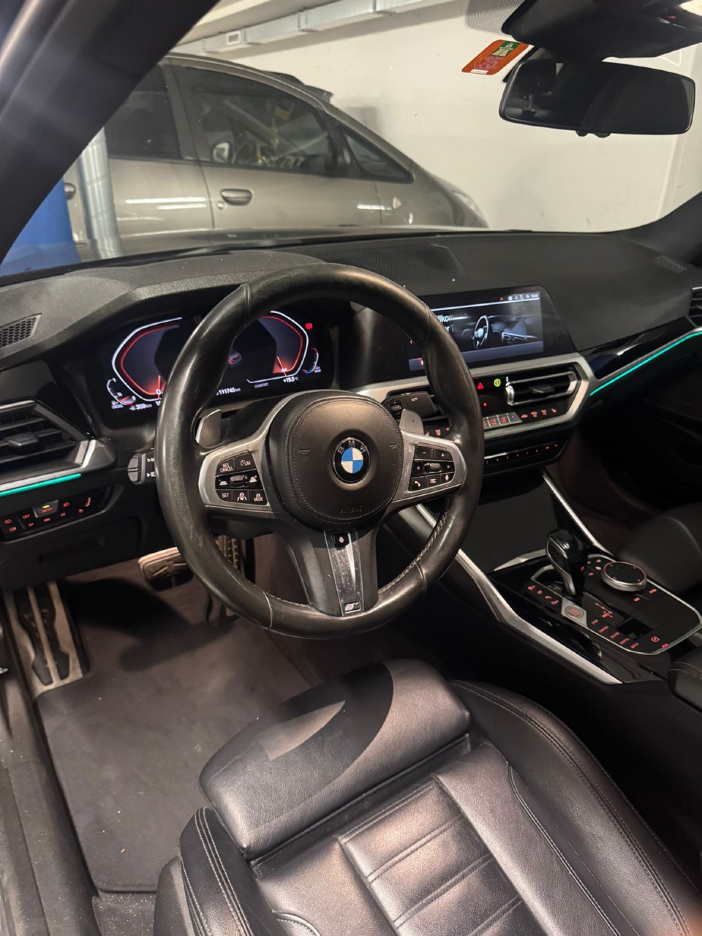 BMW 320d xDrive-image-3