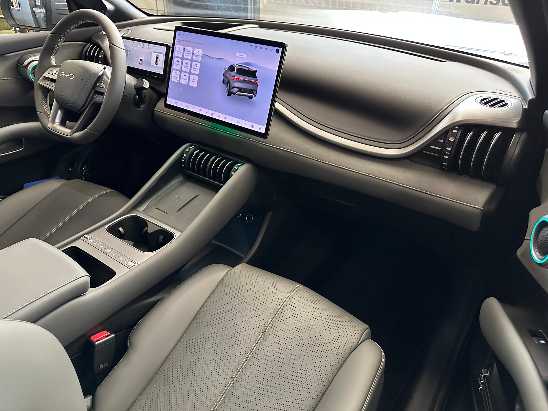 BYD Atto 3 EVO 74.8 kWh Excellence AWD-image-13