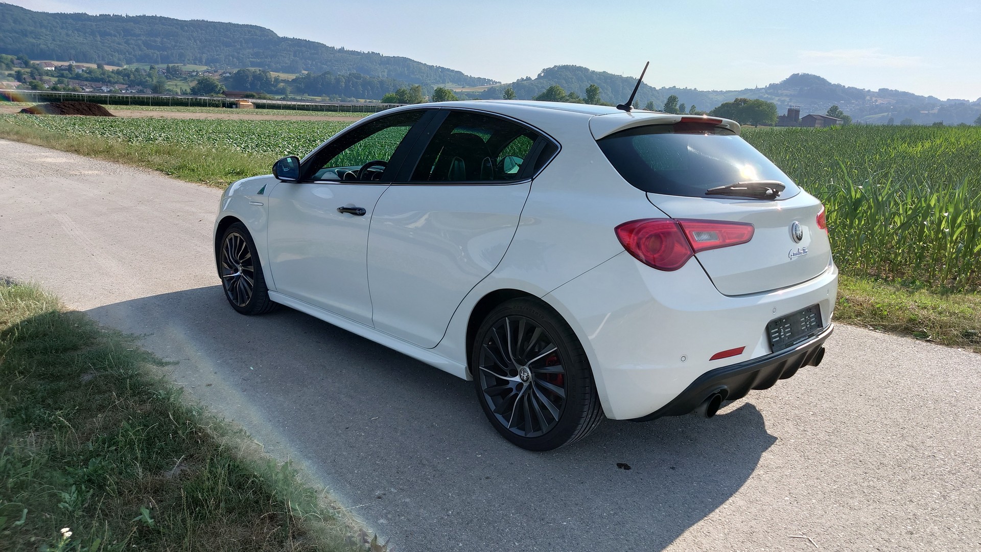 ALFA ROMEO Giulietta 1750 TBi Quadrifoglio Verde TCT-image-2