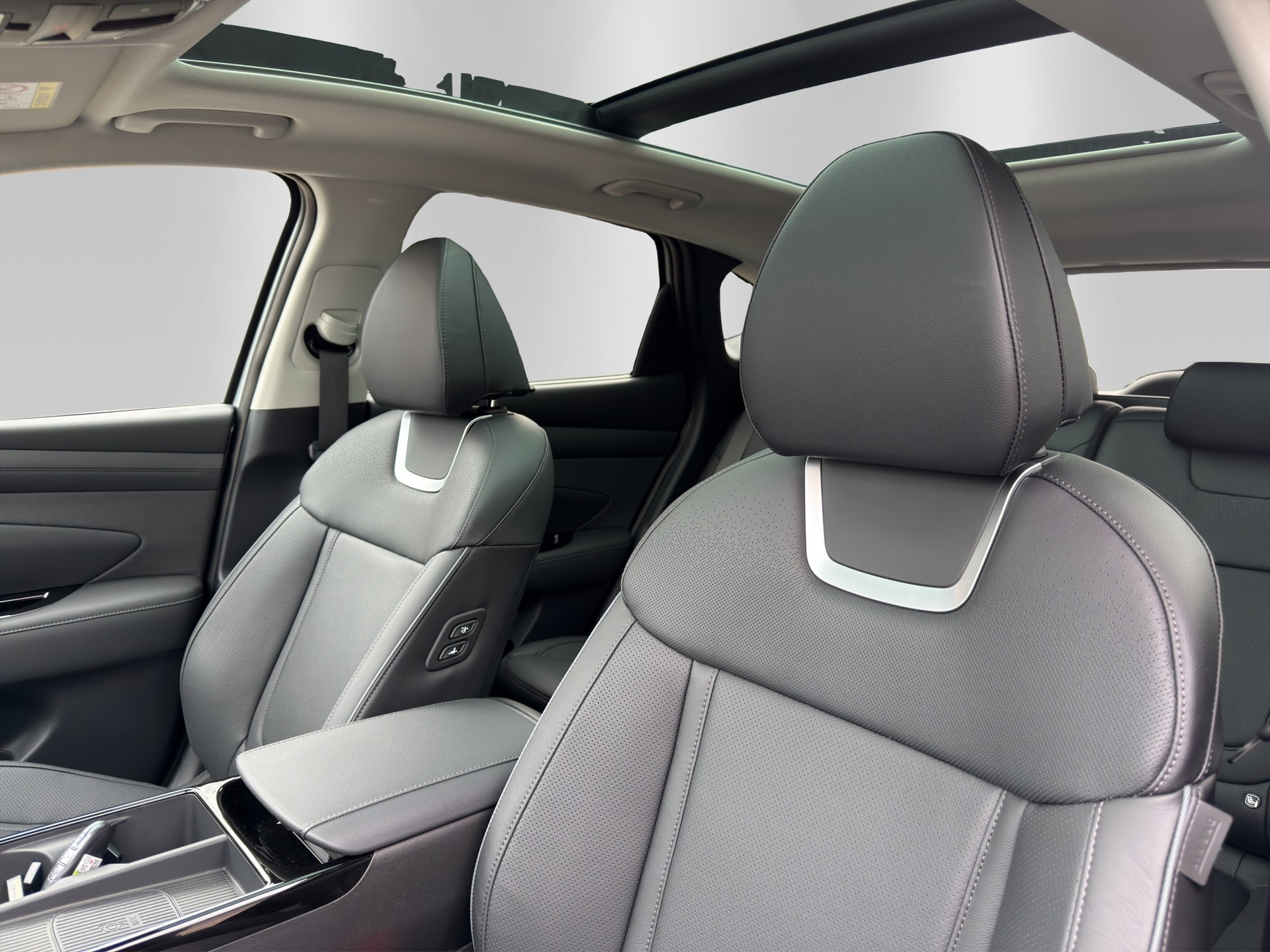 HYUNDAI Tucson 1.6 HEV VeSwEd 4WD-image-12