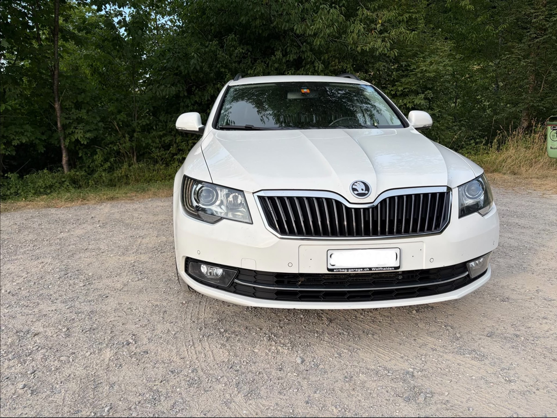SKODA Superb Combi 2.0 TDi Elegance 4x4 DSG-image-0