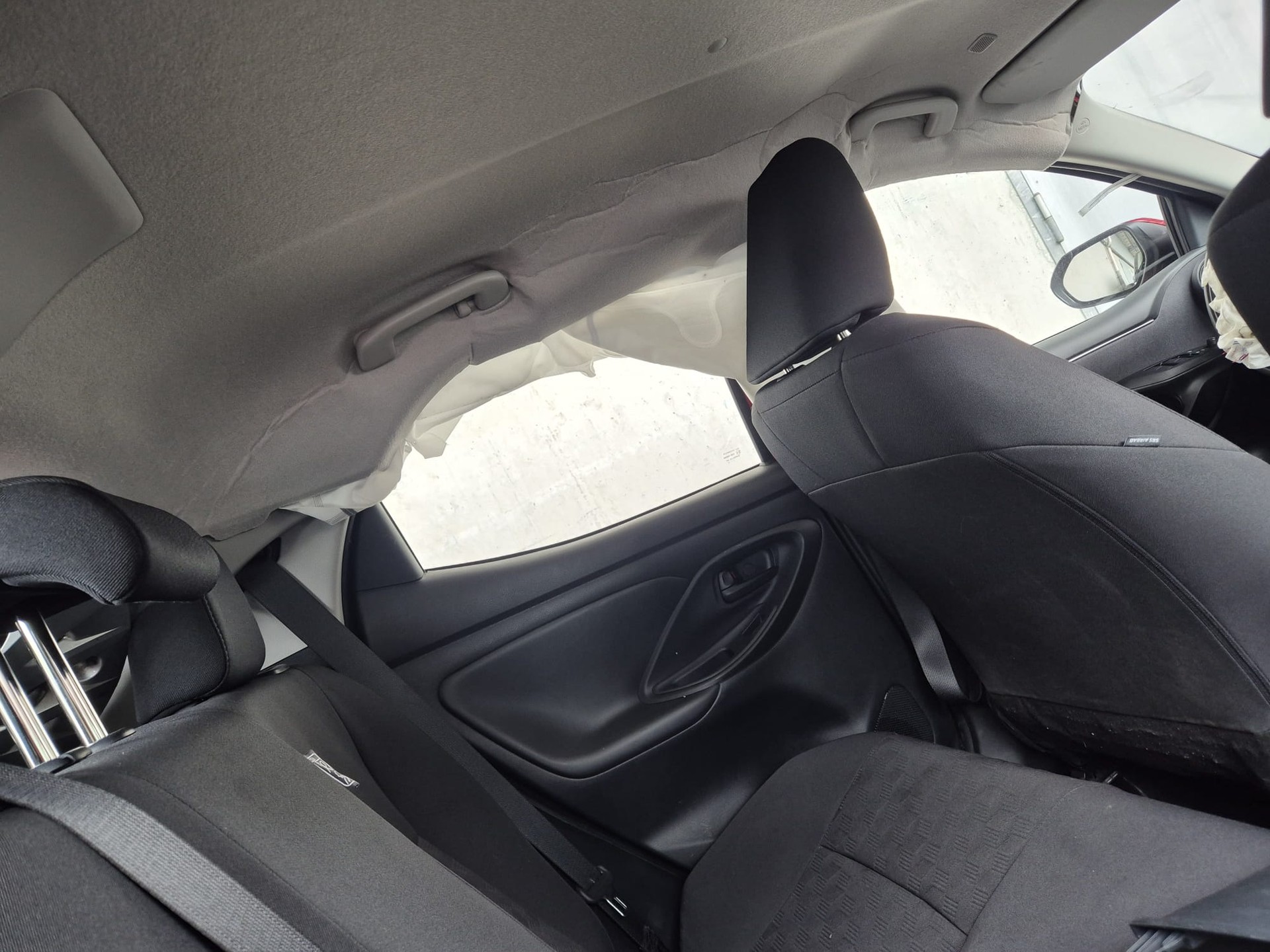 TOYOTA Yaris 1.5 Trend e-CVT-image-7