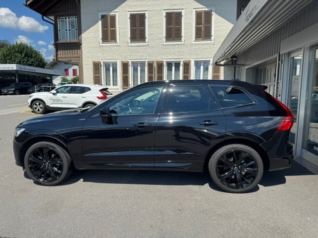 VOLVO XC60 2.0 B5 MH Plus Dark AWD Black Edition-image-5