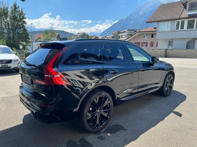 VOLVO XC60 2.0 B5 MH Plus Dark AWD Black Edition-image-3