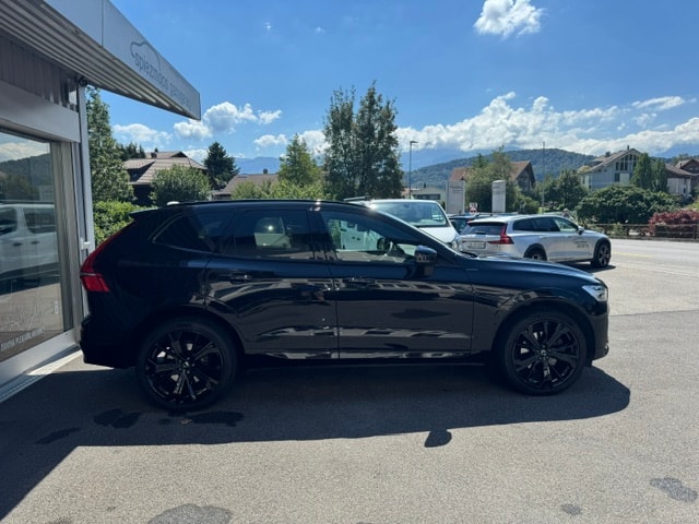 VOLVO XC60 2.0 B5 MH Plus Dark AWD Black Edition-image-2
