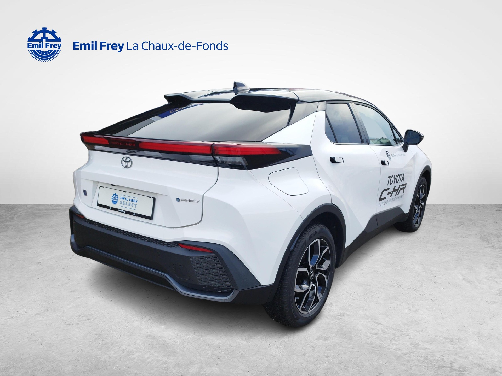 TOYOTA C-HR 2.0 PHEV Swiss Edition-image-5