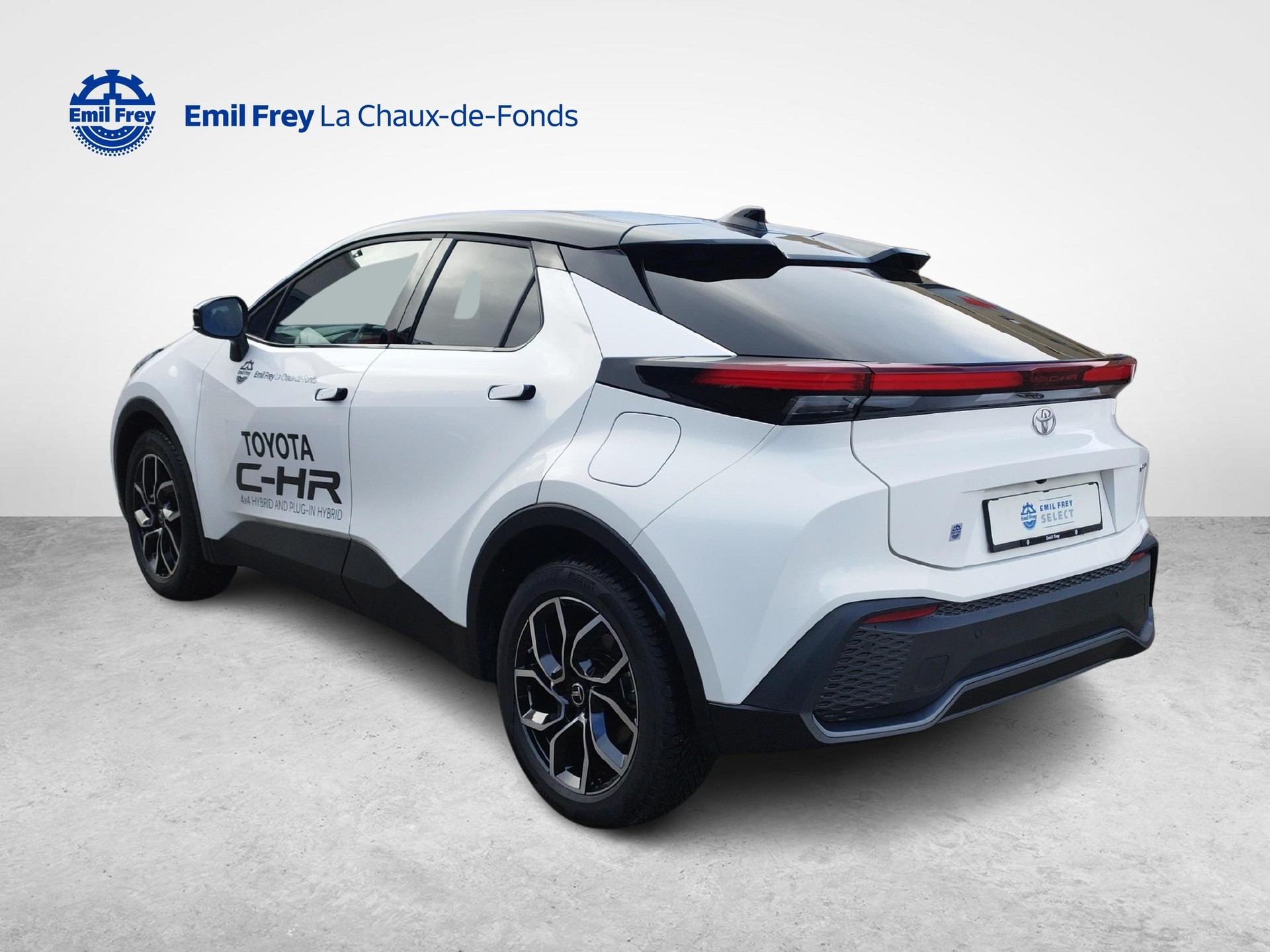 TOYOTA C-HR 2.0 PHEV Swiss Edition-showroom-element-3
