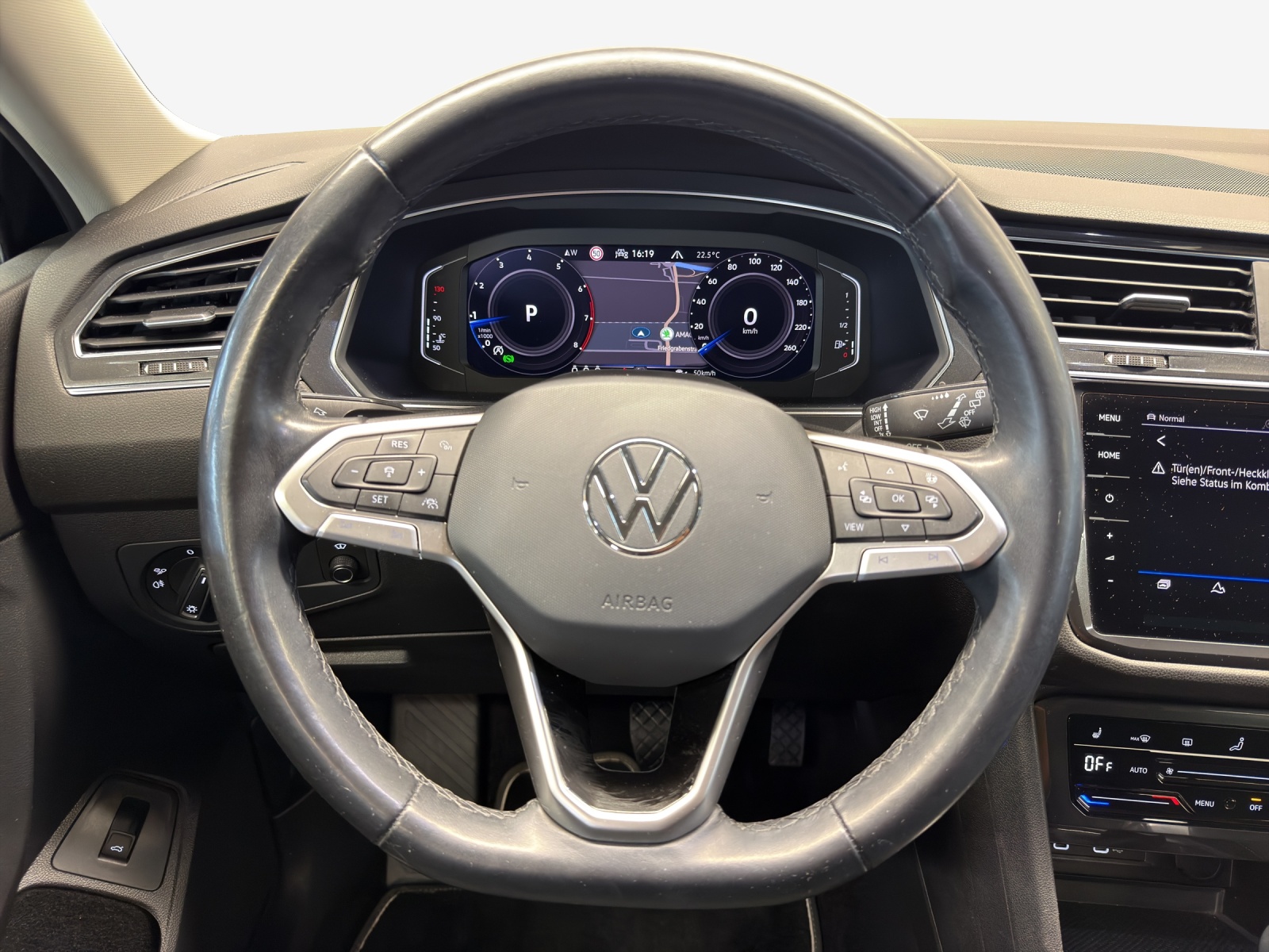 VW Tiguan Allspace 2.0TSI Elegance 4Motion DSG-image-9
