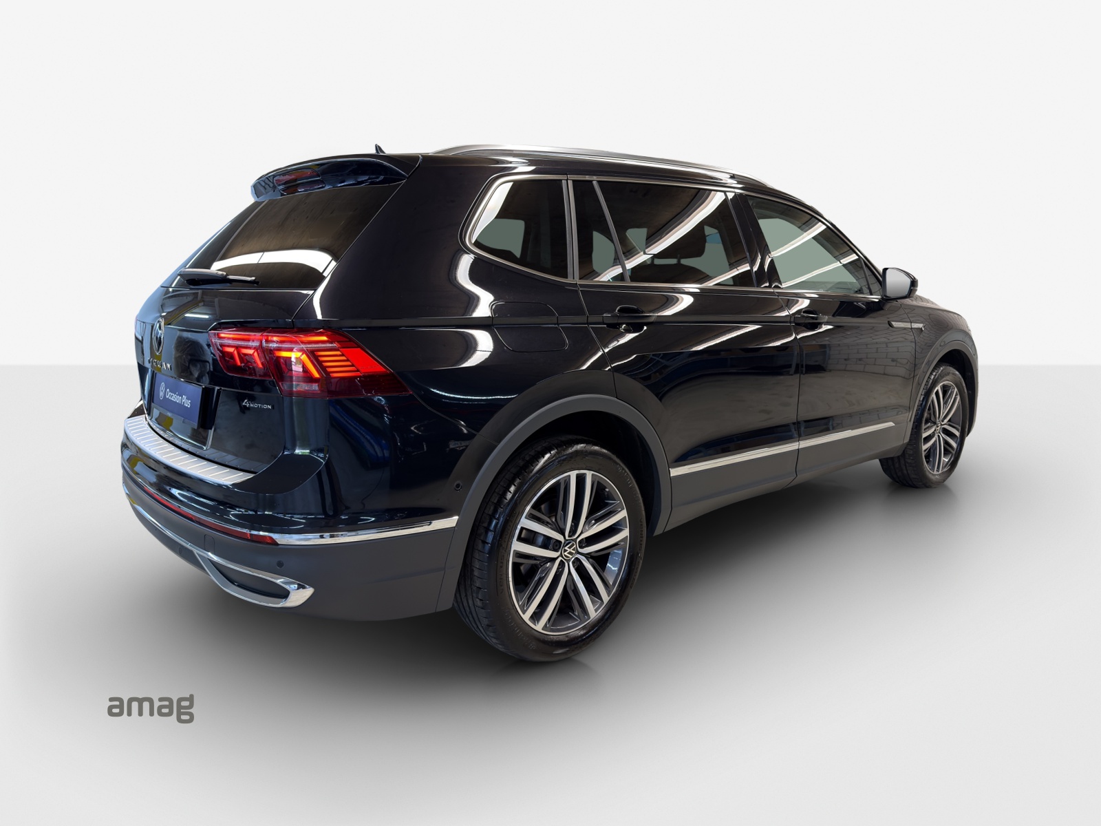 VW Tiguan Allspace 2.0TSI Elegance 4Motion DSG-image-4